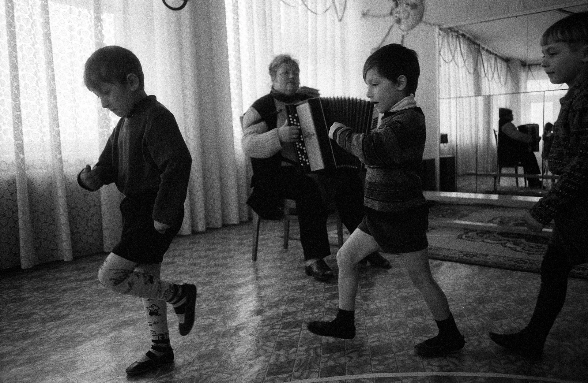 In April 1986 reactor 4 in Chernobyl exploded. The nuclear plant was situated in Ukraine, but as much as 80 per cent of the poisonous fallout fell down over the neighbouring country Belarus. I visited the area twenty years after the disaster and met the people who still live close to the so-called Black Zone. This story was awarded First Prize in the category ”Best Foreign Documentary” in the Norwegian “Picture of the Year Award” 2006/2007.