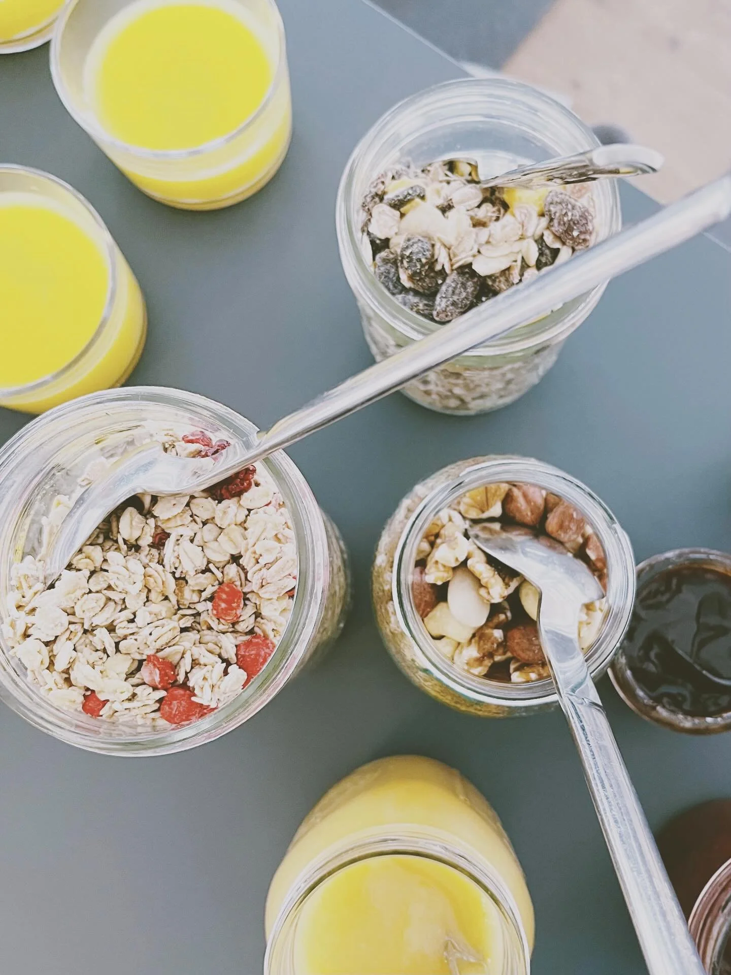 TRIBE YOGA BRUNCH 😋
SPRING SAISON 2026
mit Kathi @kathi_nueser 

Unser Yoga Brunch bringt jedes Mal das zusammen, was wir lieben: ein sch&ouml;ner Yogaflow, ein leckerer Brunch und ganz viel Community.🥰✨

Auch dieses Jahr findet unser Tribe Yoga Br