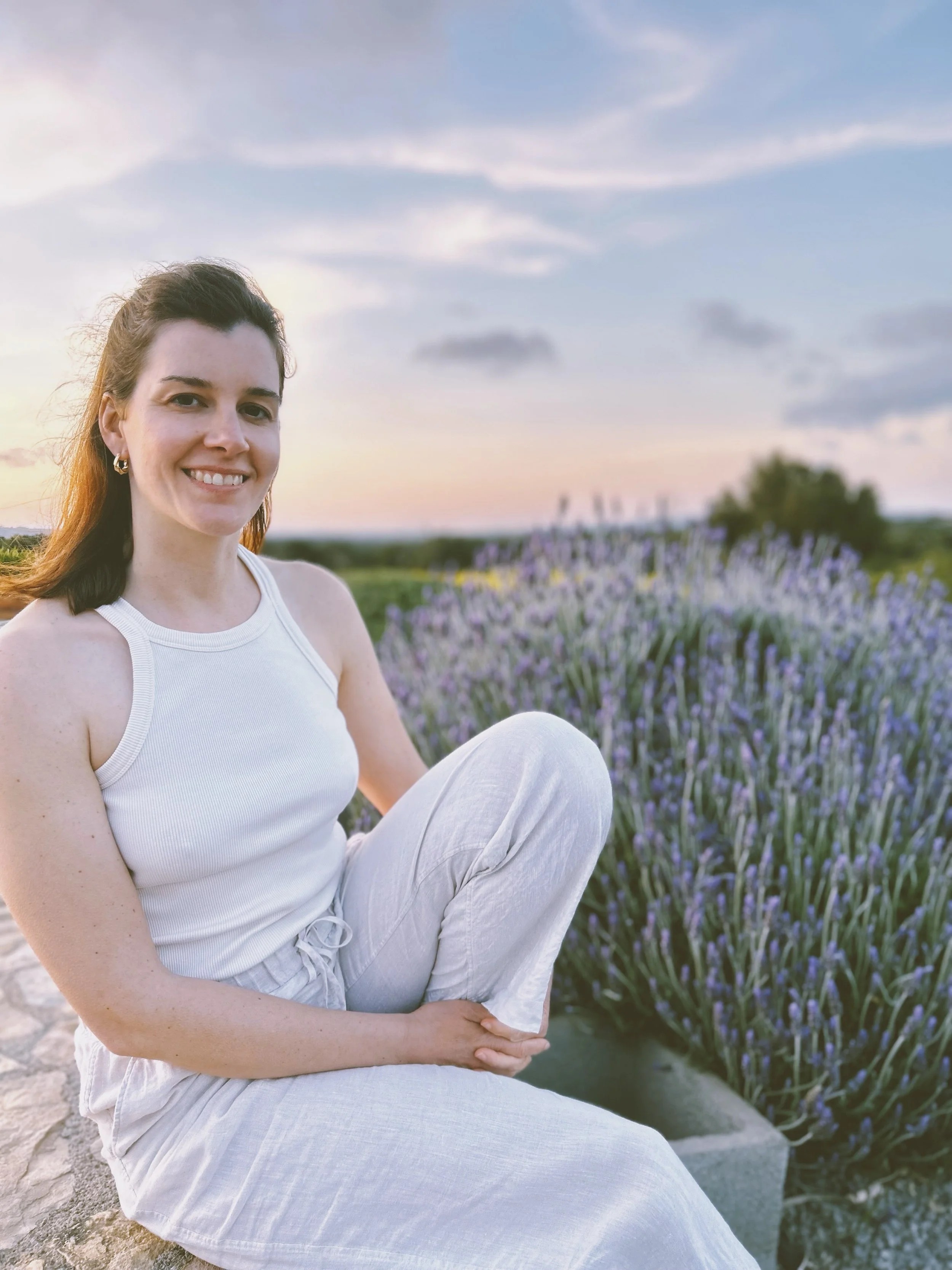 R&Auml;UCHERB&Uuml;NDEL-RAUNACHTS-RITUAL🪻
mit Julia @dies.das.asanas 

In diesem Special treffen Yoga🧘🏼&zwj;♀️, R&auml;ucherb&uuml;ndel binden 🪻 und Raunachtsrituale aufeinander 💫 und schenken dir einen bewussten Raum, in dem du Ruhe finden, abe