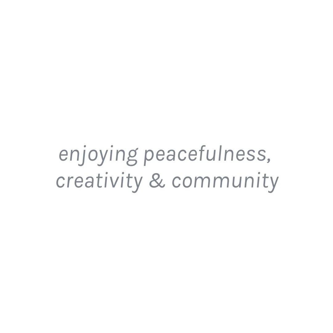Erlebe einen Workshop, der Ruhe, Kreativit&auml;t und Verbindung zusammenf&uuml;hrt.☺️🫶🏻

In Julias @dies.das.asanas R&auml;ucherb&uuml;ndel-Raunachts-Ritual schenkst du dir Raum und Zeit f&uuml;r dich 🥰 - begleitet von sanfter Bewegung, der Kraft