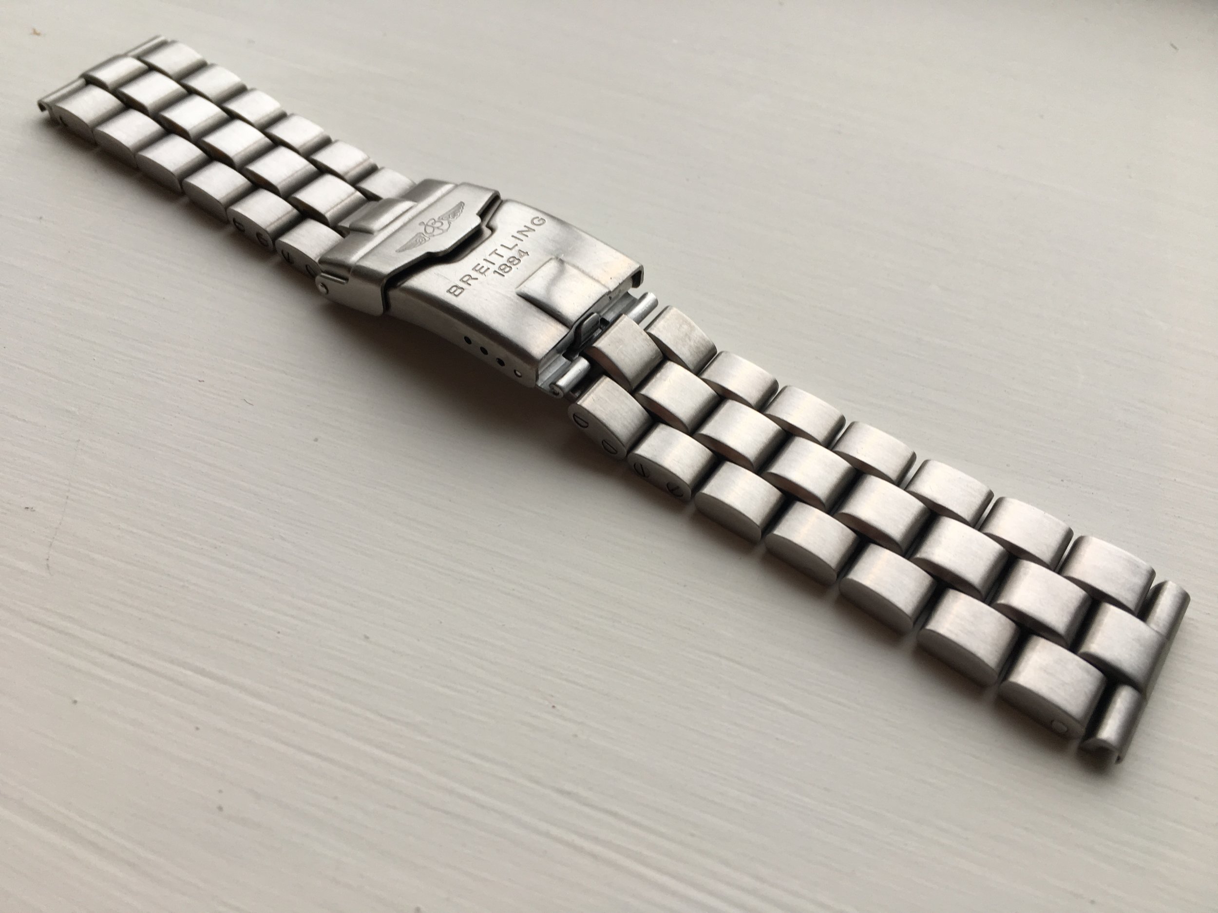 Sold at Auction: BREITLING Co-Pilot Titanium Digital Bracelet * Uncommon
