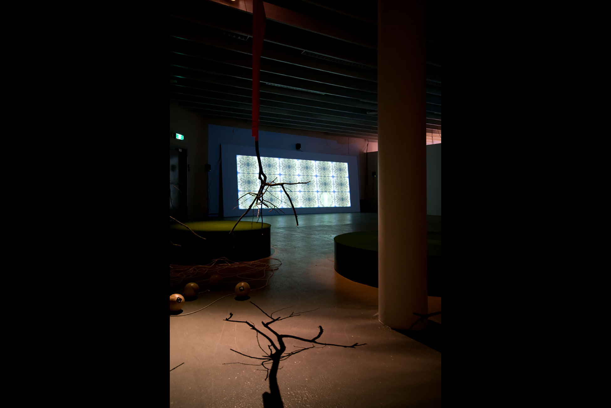 BronnenSomHvisker_Installation2.jpg