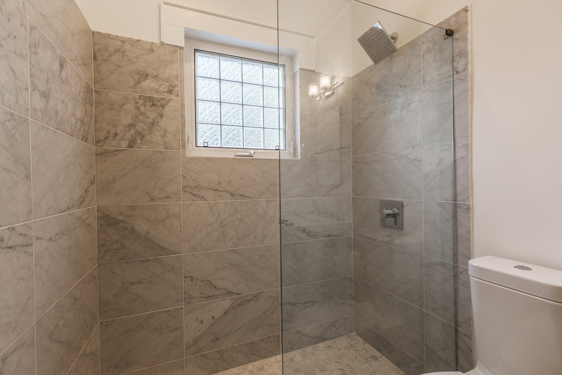1329 Berwick Ave (14).JPG