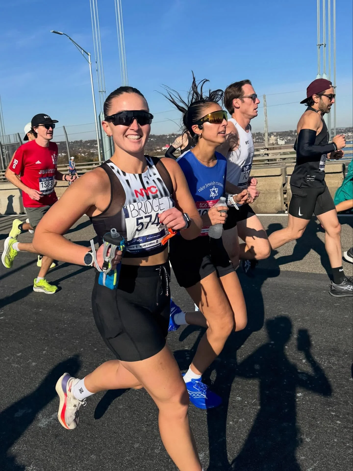 CONGRATULATIONS @nycmarathon RUNNERS 🥇
YOU DID THAT ⚡️ GREAT DAY TO BE A RUNNER, INSPIRING DAY TO BE A SPECTATOR! 
#psrc #projectsweatrunclub #nycmarathon #runners #marathoners #marathon #nyrr #runclub