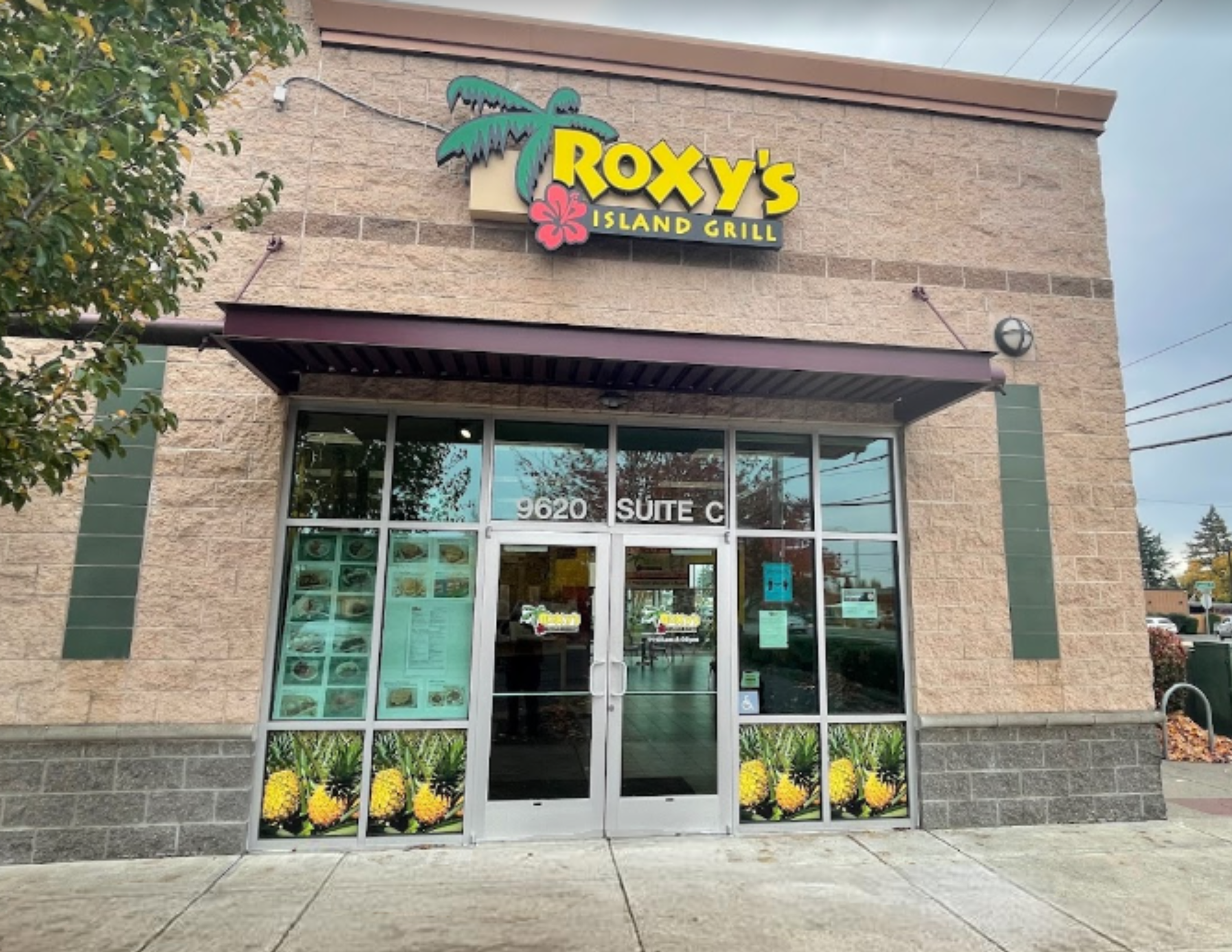 Locations — Roxy's Island Grill