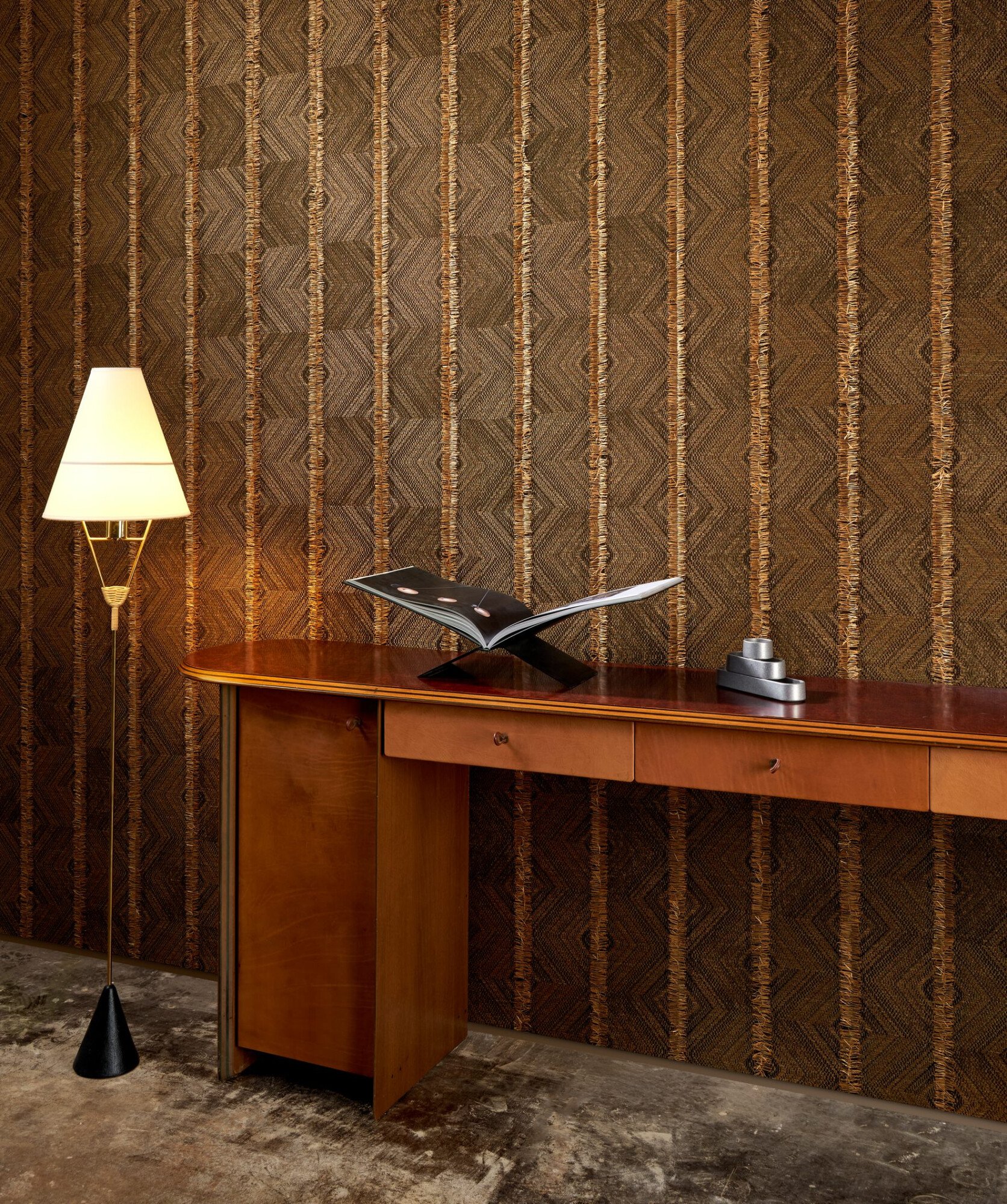 LeCouturier_Majesto_58510_Roomshot_Web_LR-fullscreen.jpg