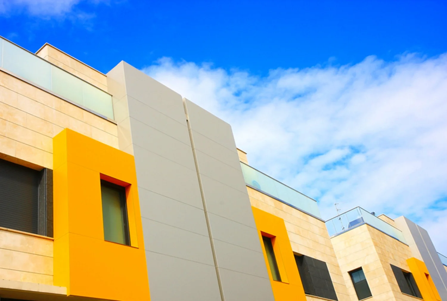 Sky-Apartment-Walls186228354.jpg