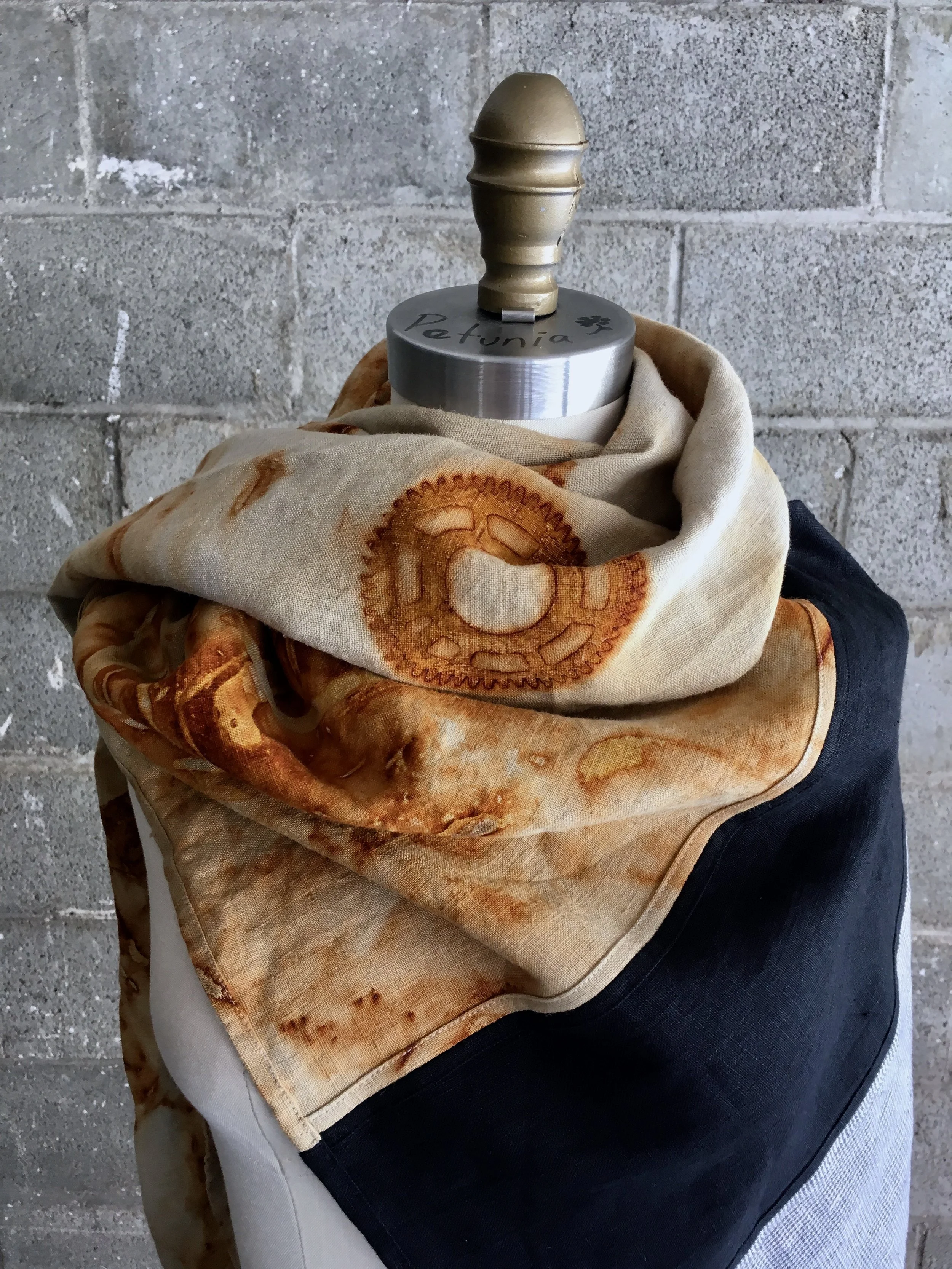 Black &amp; Tan: A Style Scarf