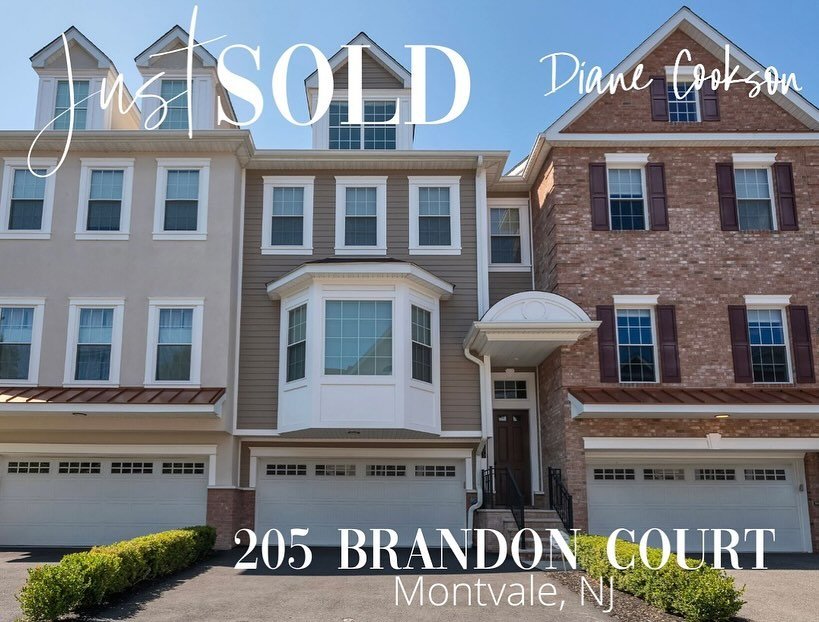 🎉 JUST SOLD🏡 

This stunning, newer construction, luxury townhouse has officially closed! It&rsquo;s always a joy to see the satisfaction on my repeat clients&rsquo; faces as we finalize another successful transaction.

🌟 Building long-lasting rel