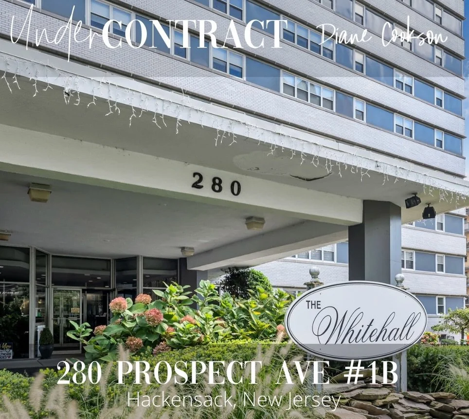 This one didn&rsquo;t last long!

Multiple offers and officially under contract‼️

Couldn&rsquo;t ask for a better way to start the new year. So happy for my clients! 🏡✨

📲 201.788.6667 | 📧 diane@dianecookson.com
 #UnderContract #Hackensack #thewh