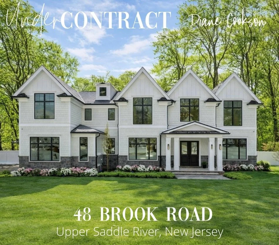 Boom 💥 Under Contract in under 3 weeks!

Love was definitely in the air on this one 💘🏡
Just in time for Valentine&rsquo;s Day, the buyers fell in love with this spectacular new construction.

I&rsquo;m so proud to have represented the builder of t
