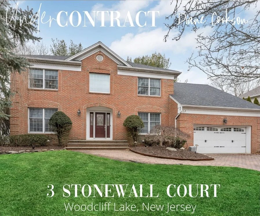 Under Contract! 🔑

After welcoming 80+ guests through two open houses, this home generated incredible interest and multiple offers, leading to a fantastic result for my sellers. 🥳
Strategic marketing, strong exposure, and the right pricing made all