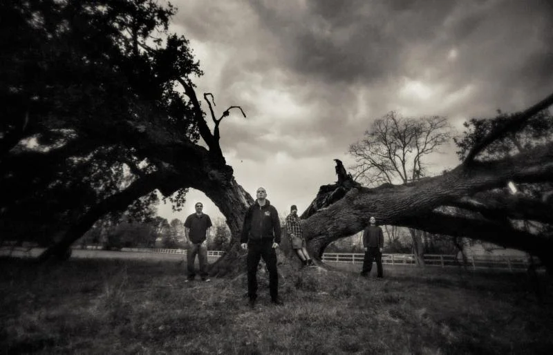 EN MINOR: Revolver Premieres "On The Floor" Video From Project Featuring Philip H. Anselmo With Friends From Down, Superjoint, And More