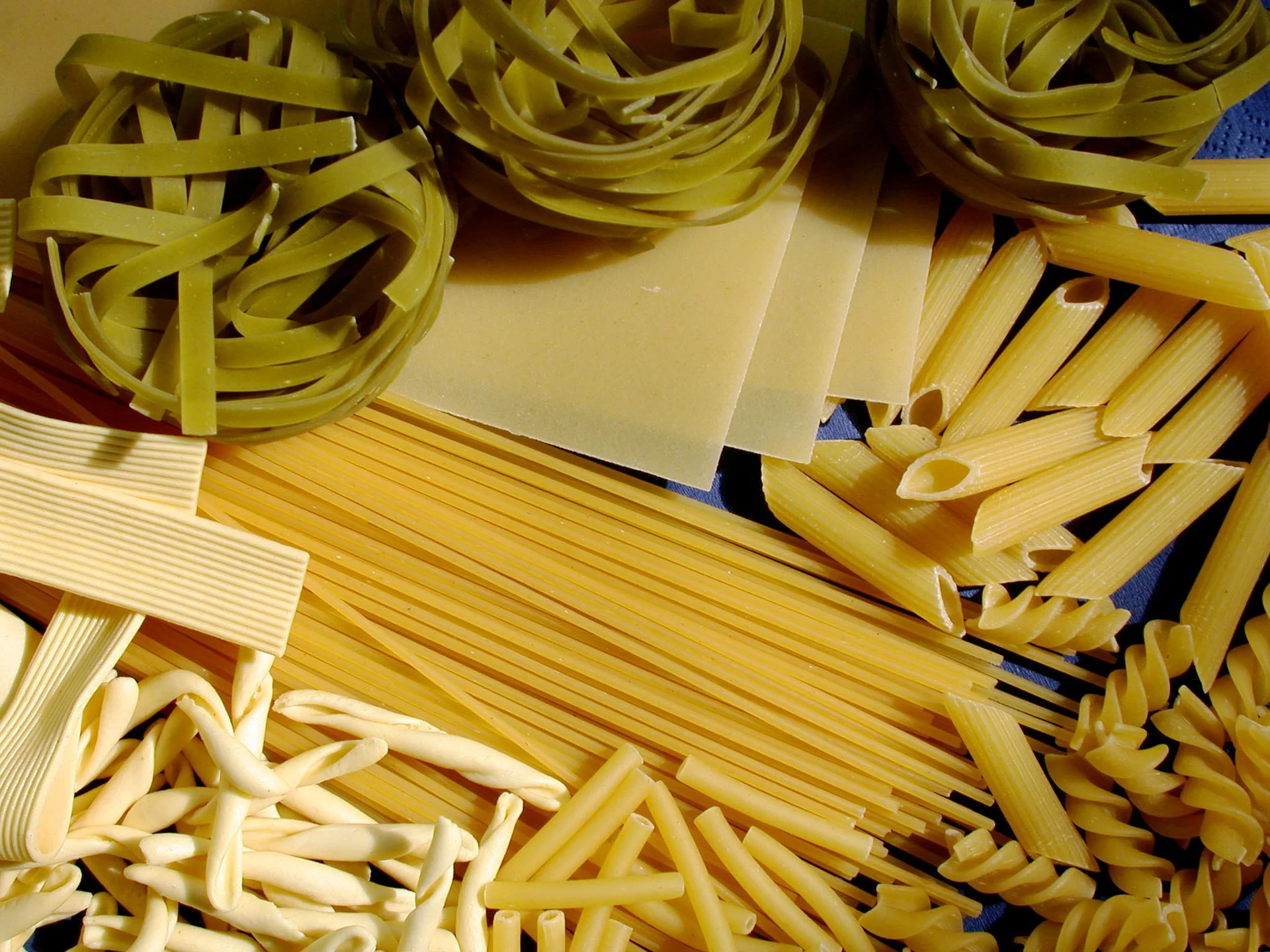 noodles-2159543_1920.jpg