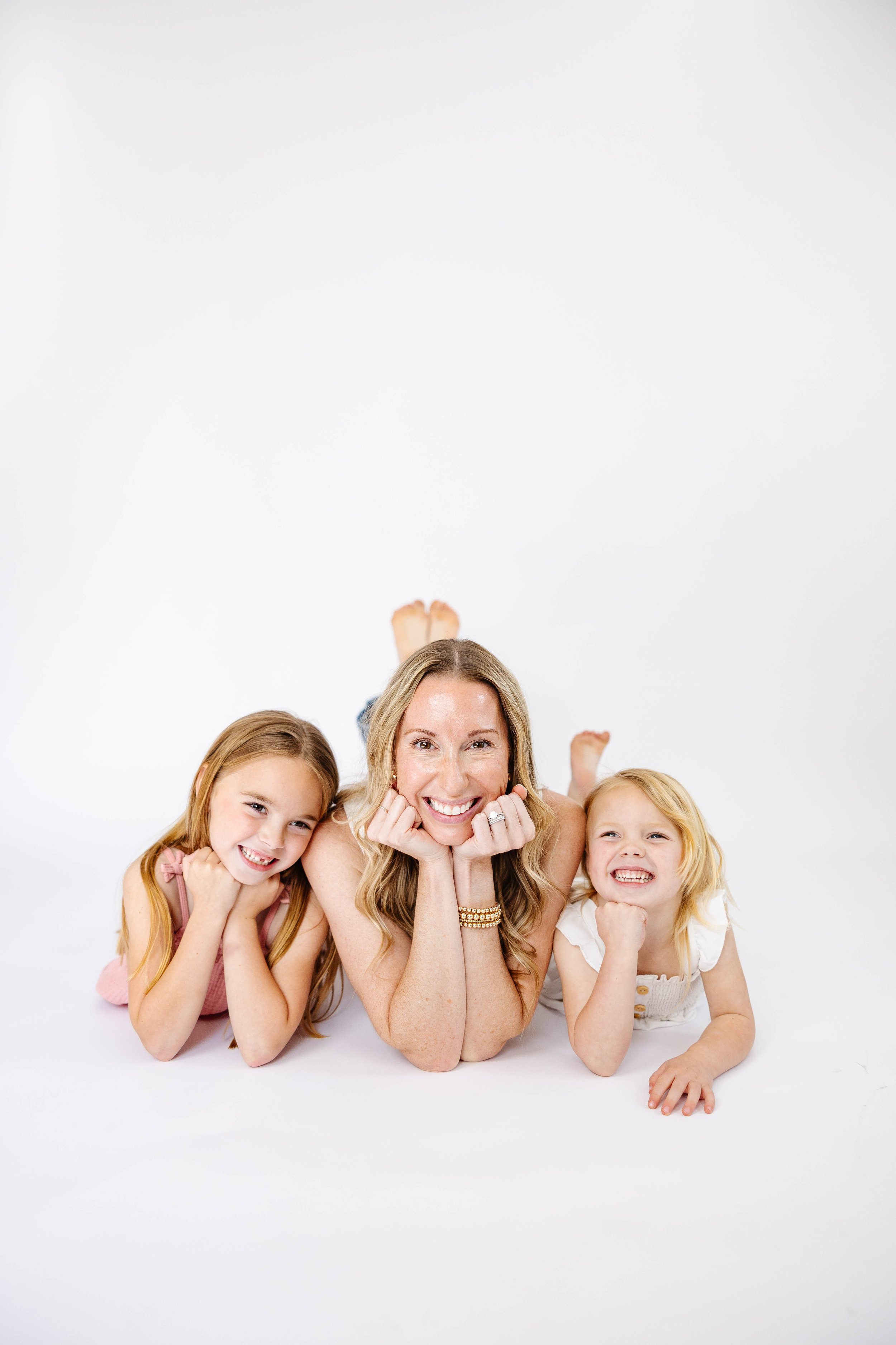 Sarah&Girls-20.jpg