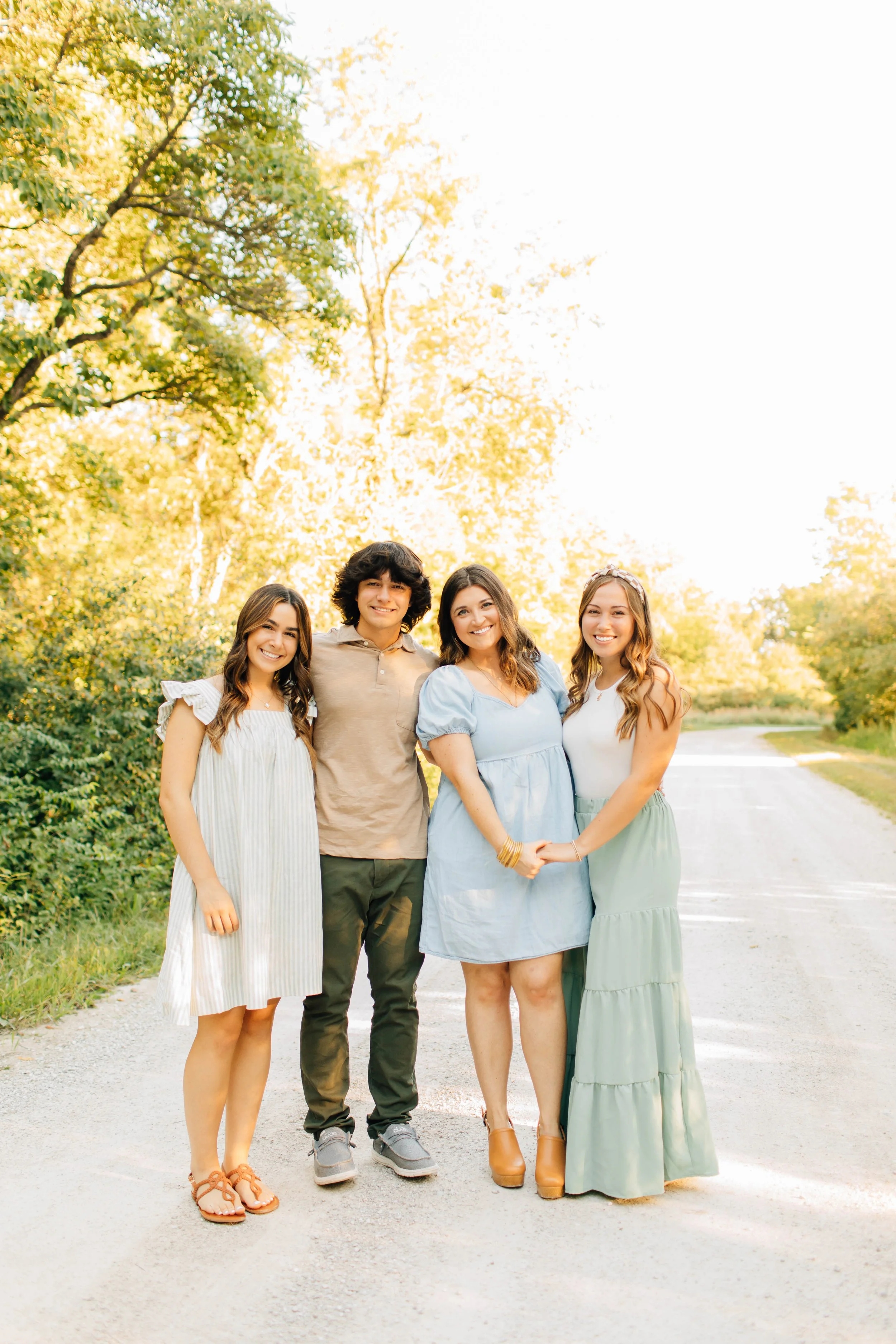 The Hoppers Full Family — AD images
