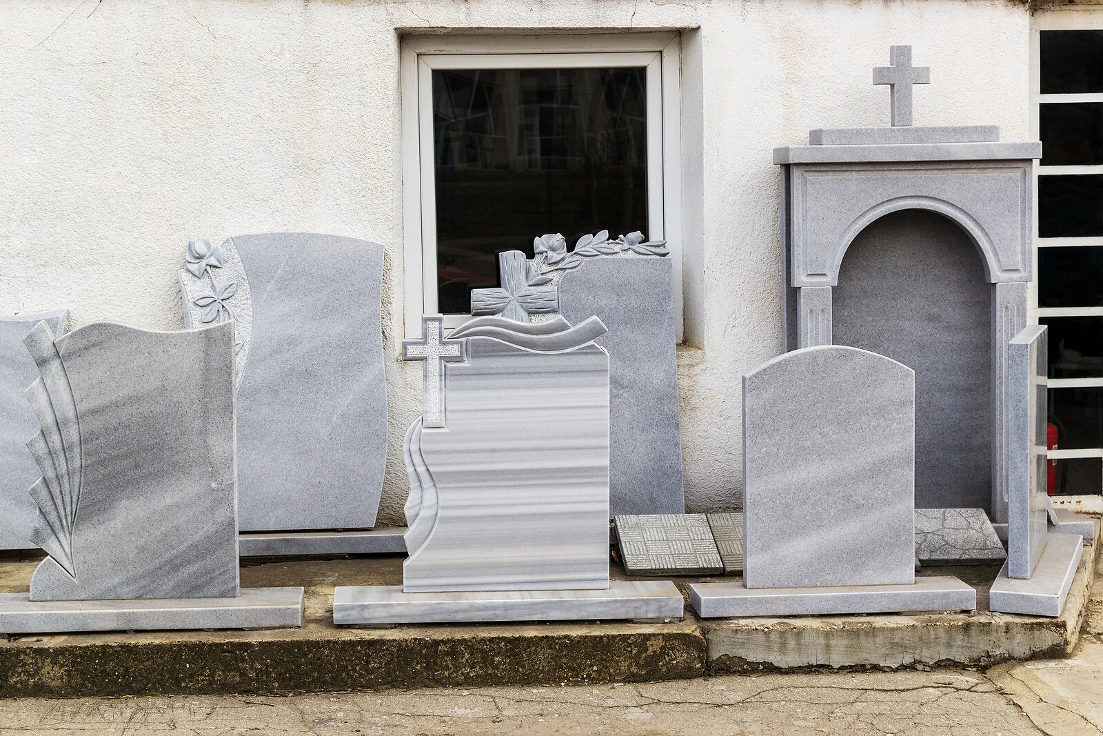 Five tips from the dead about living life in the new year