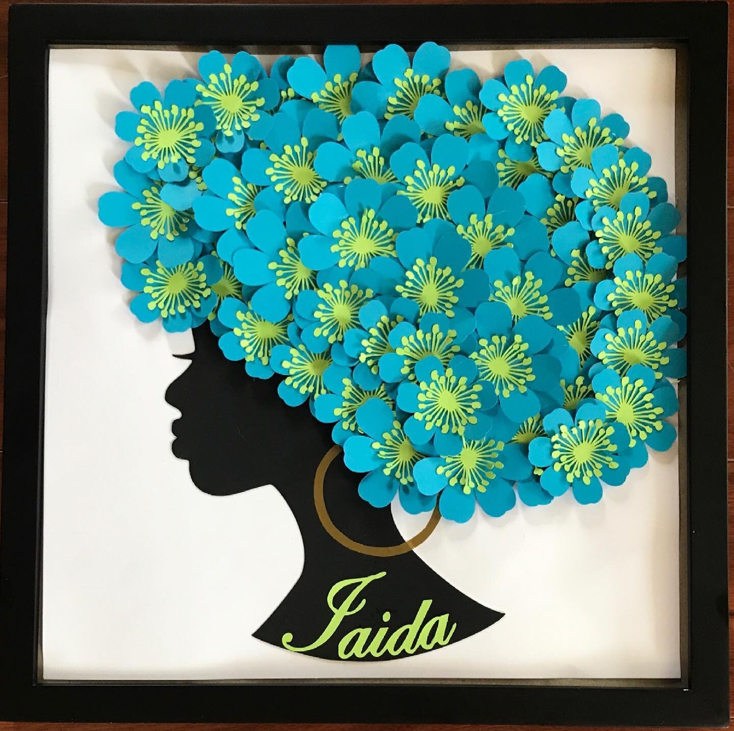 The bigger  and bolder, the better.. wear that &lsquo;fro girl!! 
____________⁣__________________________
🌸 Dm to order 
.⁣
. ⁣
.⁣ 
📷: @me ⁣
#paperfloweratlanta #couturepaperflowers #theflowerlady  #backdrops #cricutexplorerair2 #madewithmichaels  