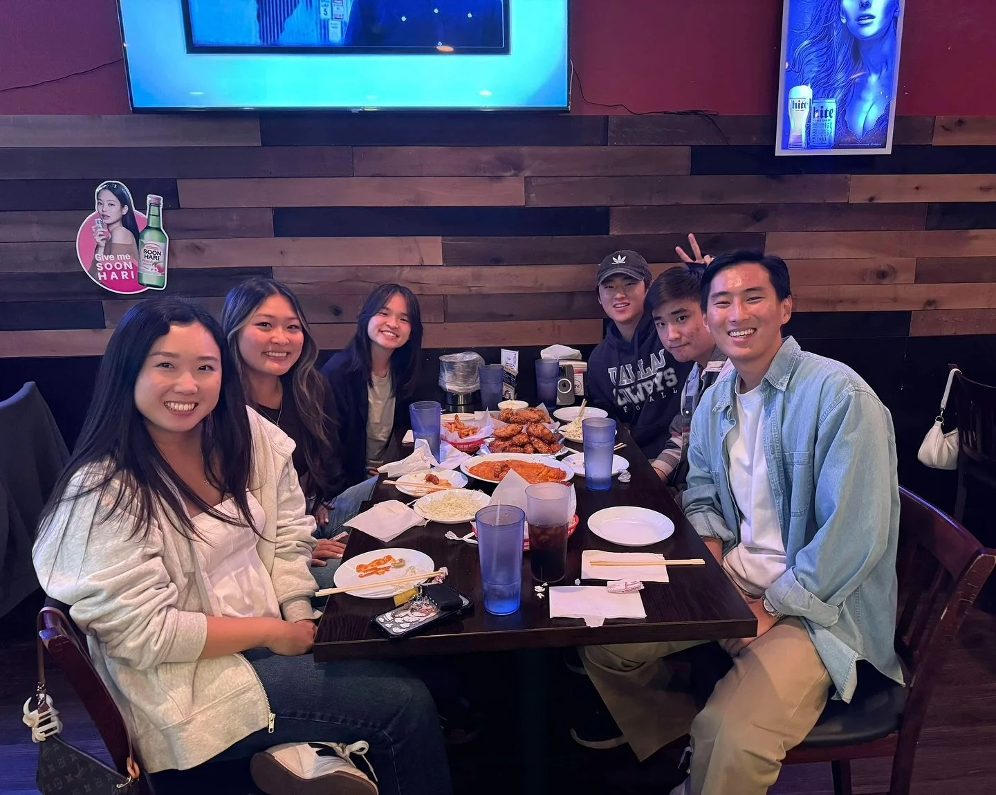 Here are some group pics from our Dinner for 5 fellowship!! Thank you all for coming out! 🍽️