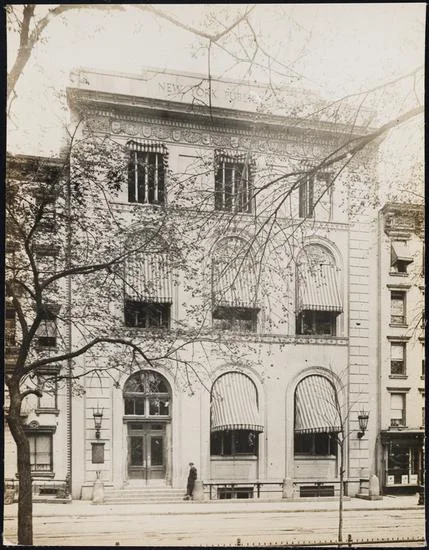 Bilingual Poetry Reading 