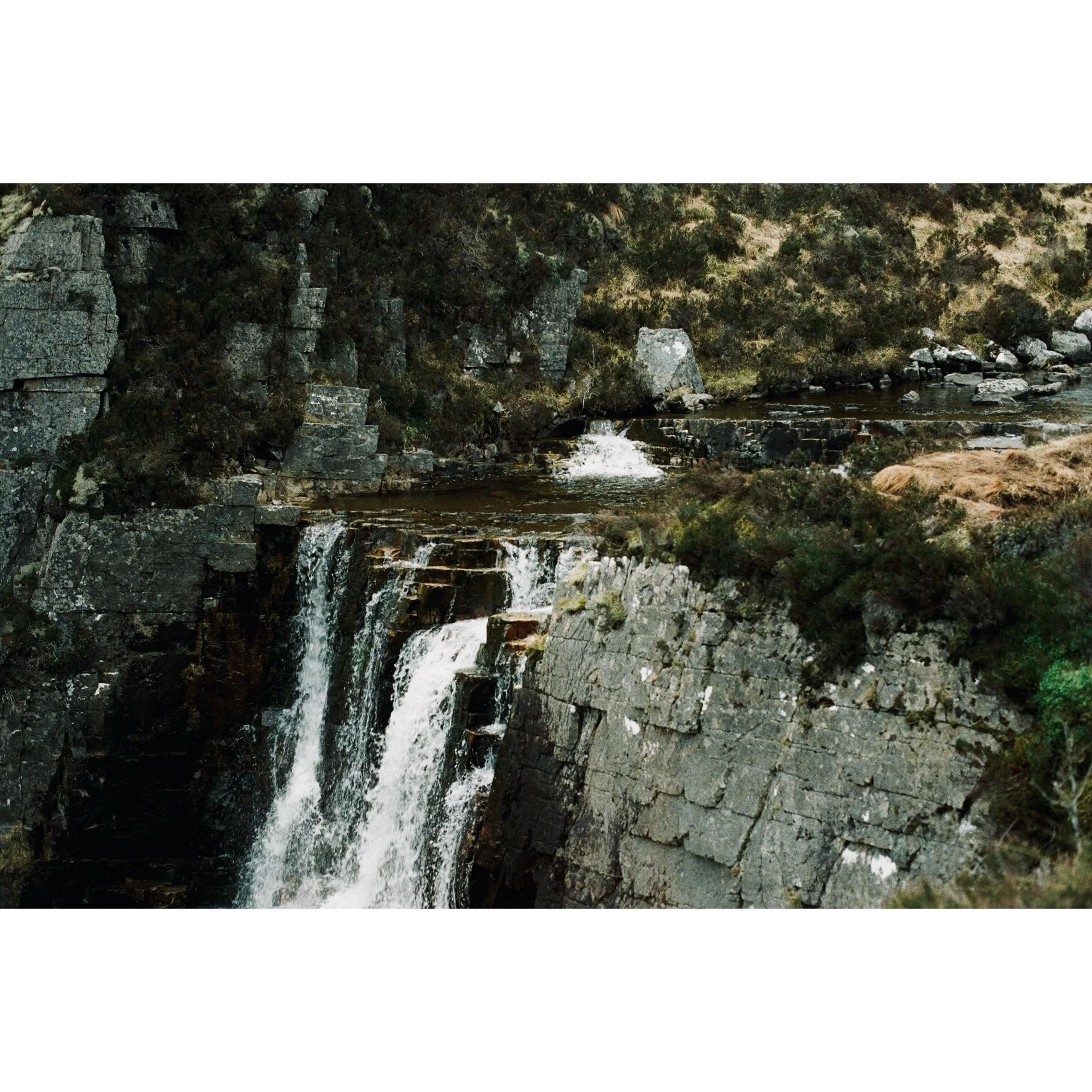 🚰 #nc500 #scotland  #35mmfilm #olympusom10