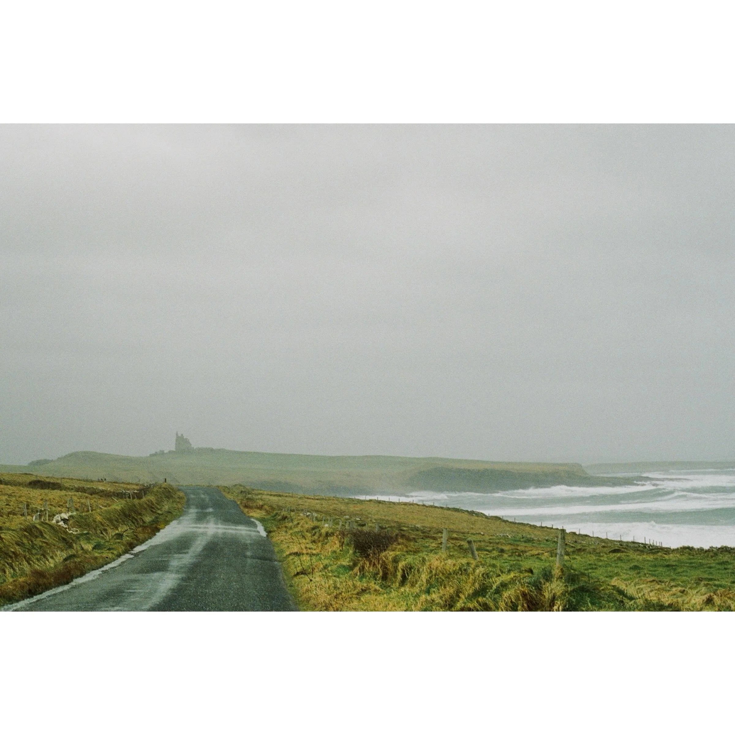 🏰 #35mmfilm #olympusom10