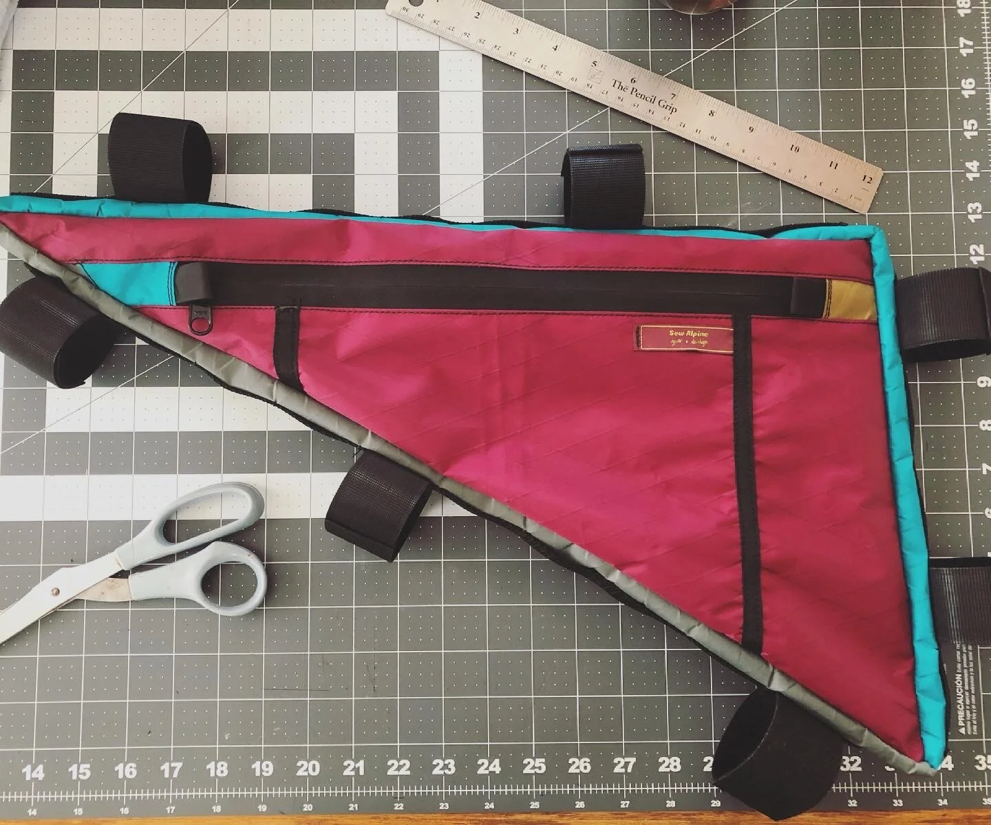 Custom Frame Bag with Interior Pocket