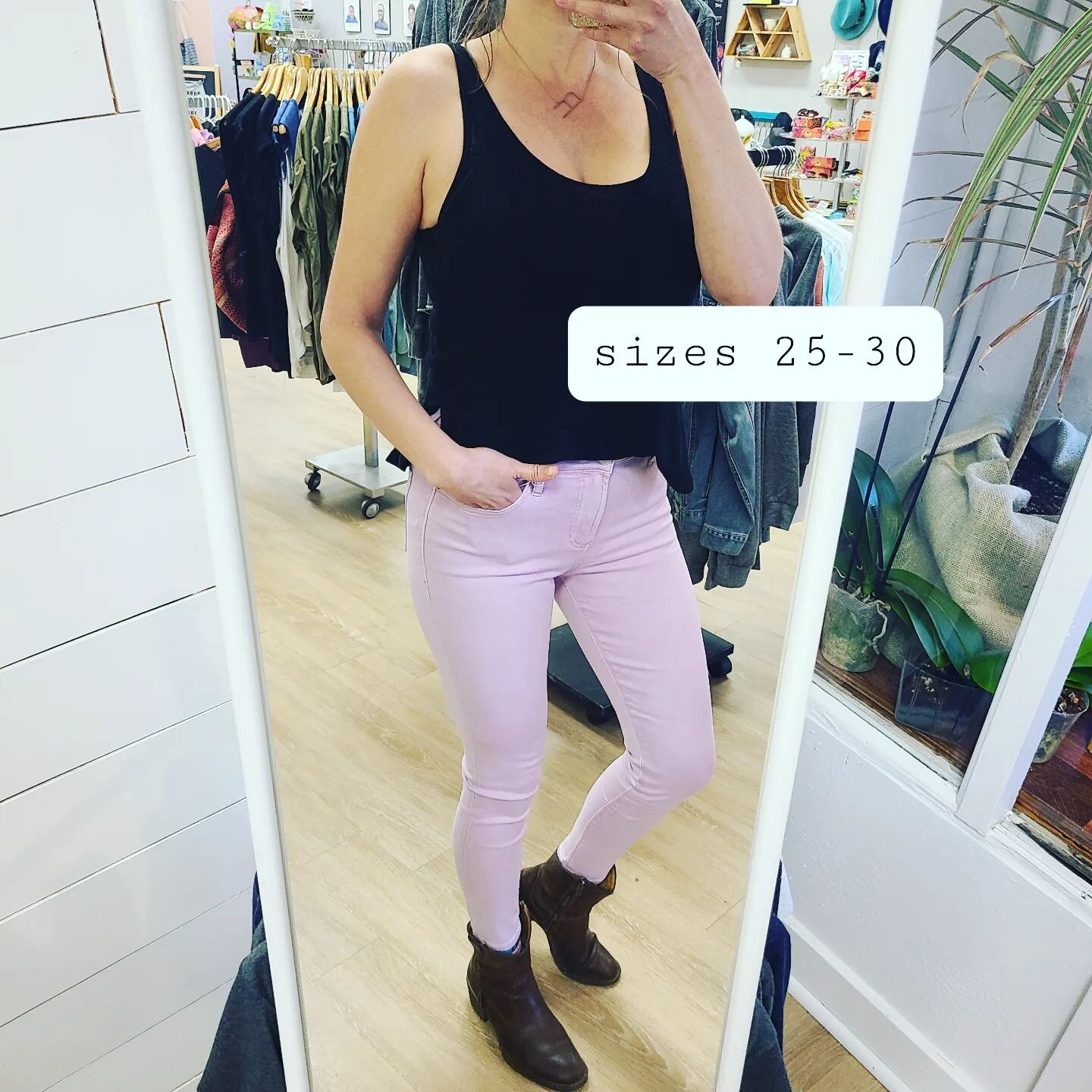 We got some neeewwww @dearjohndenim jeans in the house! And shorts!! Yeeehoo! 
.
Check out the fun new pink jeans, and the most comfy shorts! Oh my! I listed sizes available for each style/color. We keep the stock smaller, so come in and nab your siz