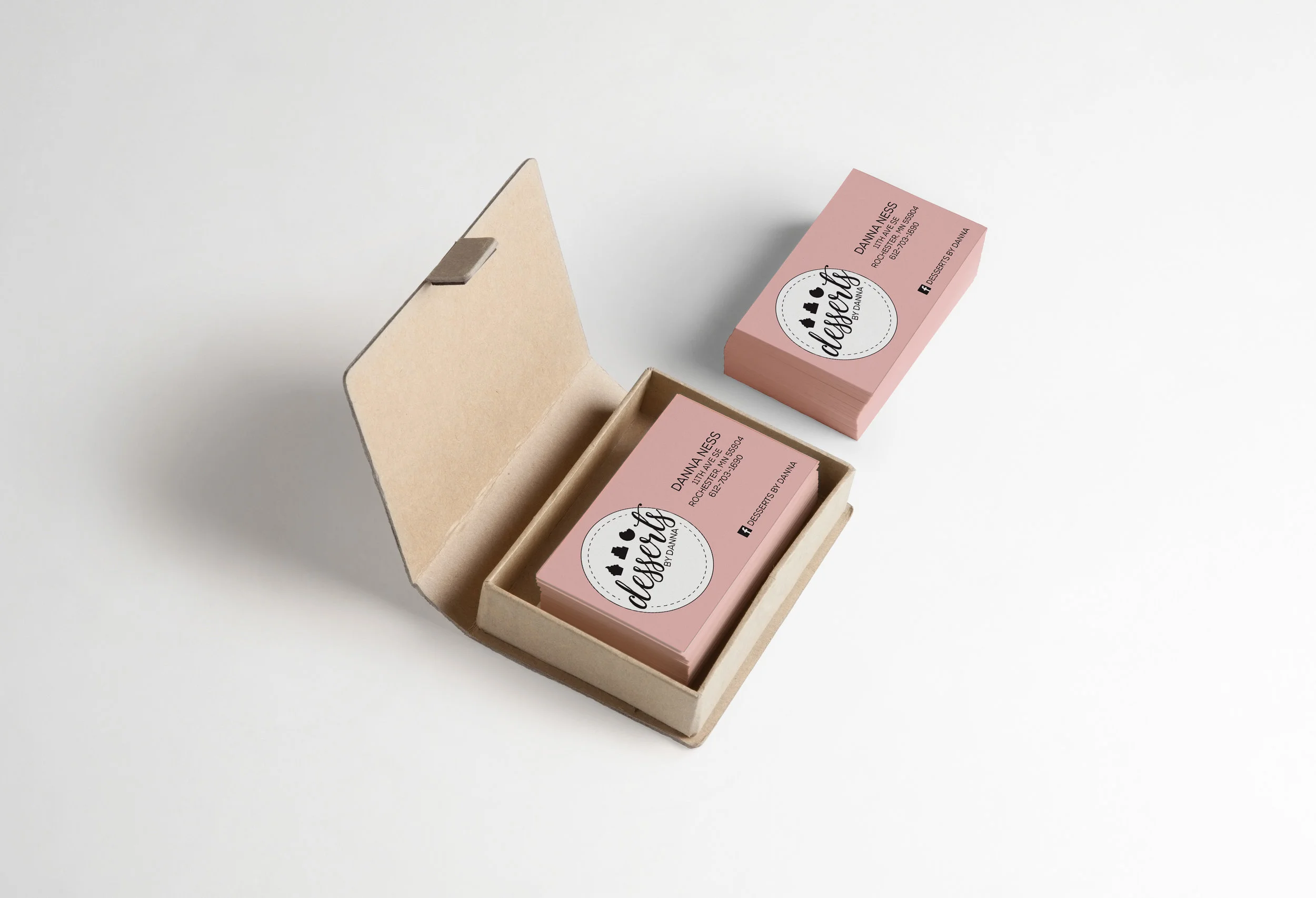 DannaBusiness-Card-Mock-Up-vol-22.jpg