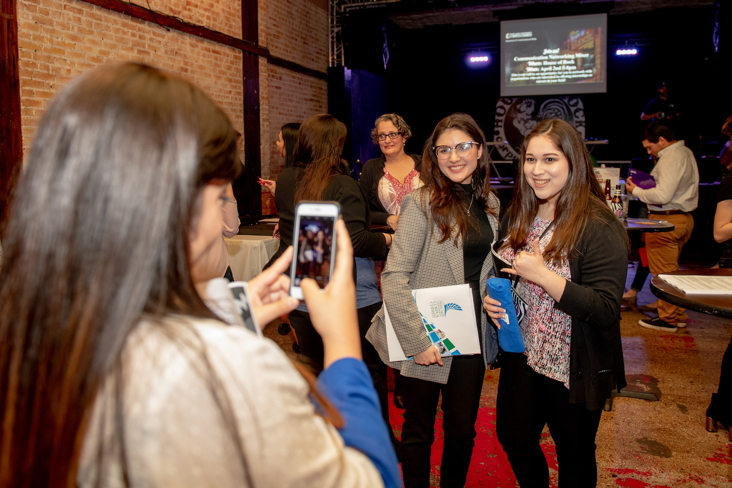 2019_0402-CommWeekMixer-2019.jpeg