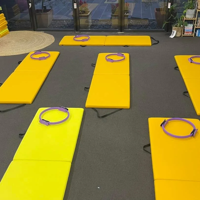 Matwork is fast becoming one of the most popular classes on our timetable. And it&rsquo;s not hard to see why. When you come to a Matwork class you&rsquo;ll be surprised at how hard it actually is, and how fantastic you feel at the end.
Matwork is pe