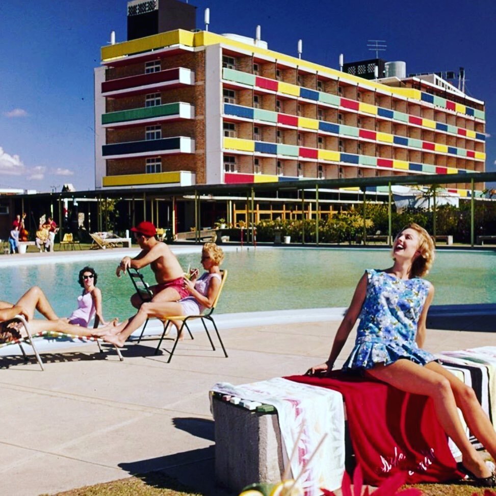 Not sure what the lady in the front is laughing at or to who? Maybe the Valium and 🍸 have kickin ! Broad beach Gold Coast hotel in the 1960s - the luxury holiday life sigh😔#hotellife #hotelphotoshoot ##luxuryhotel #hotel #travel #luxury #luxurytrav