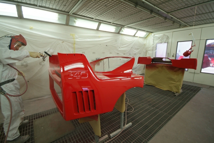 34Ferrari paint work.JPG