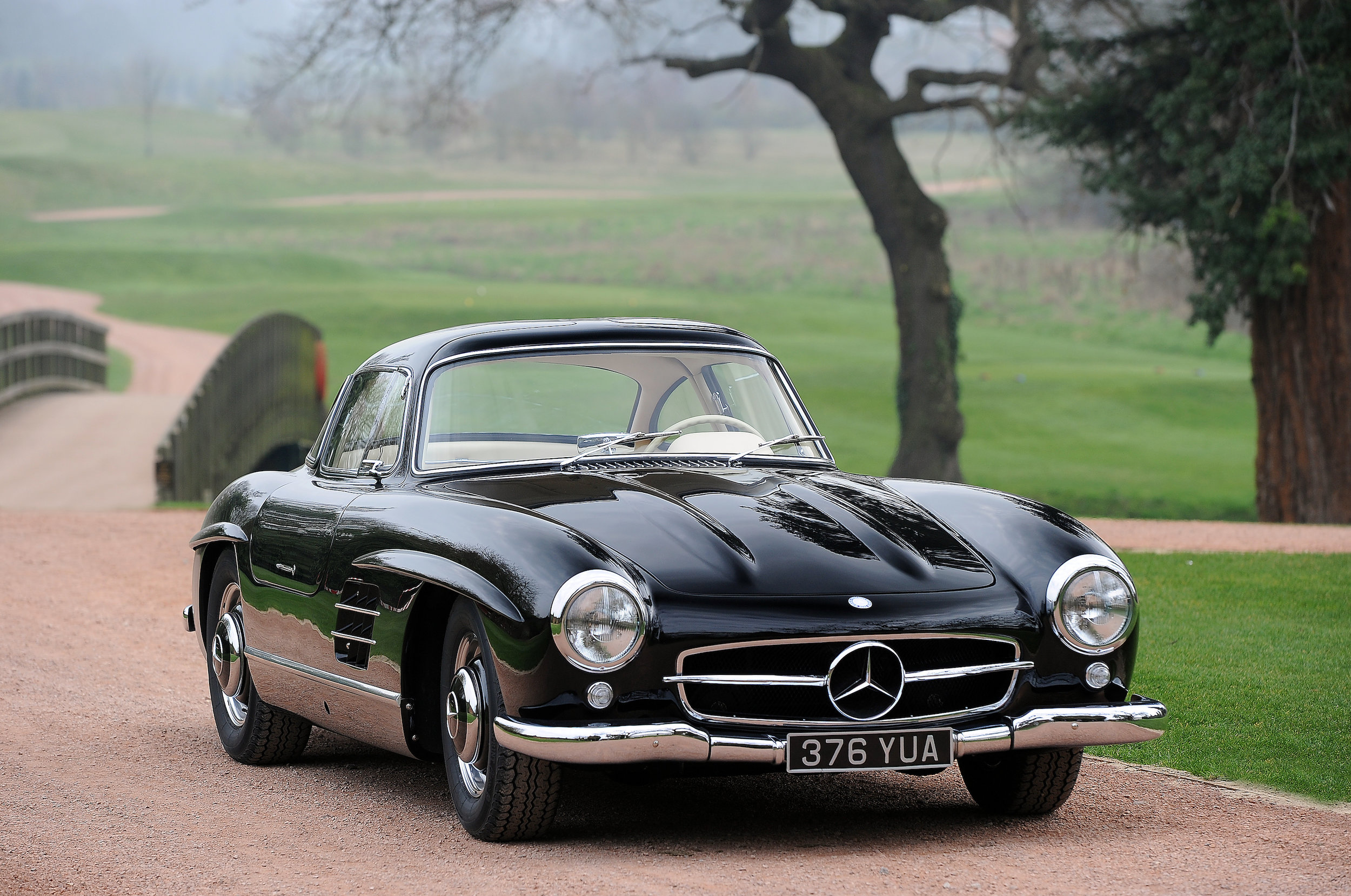 17 Merc 3 QTR Front bridge.JPG