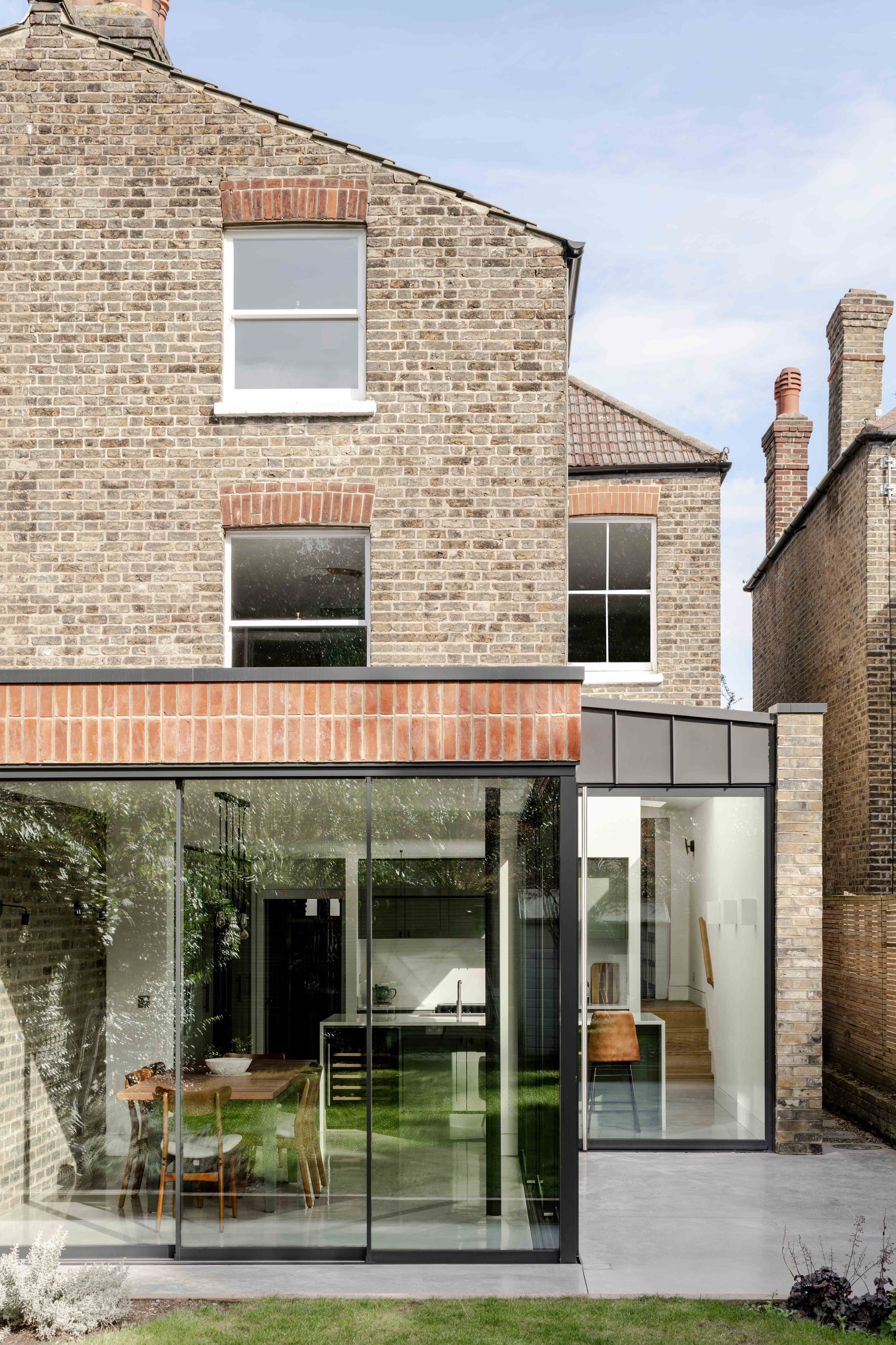 7-dulwich-house-victorian-semi-kitchen-extension-exterior-rear-architecture-lambeth-london-uk-rider-stirland-architects.jpg