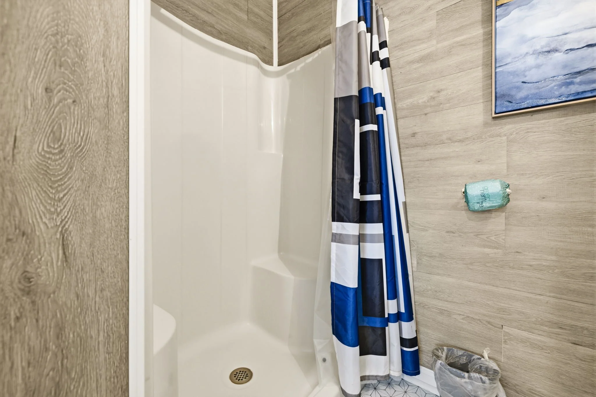 Walk in shower in your primary bedroom en-suite