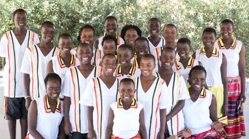 Choir-Group-2.jpg