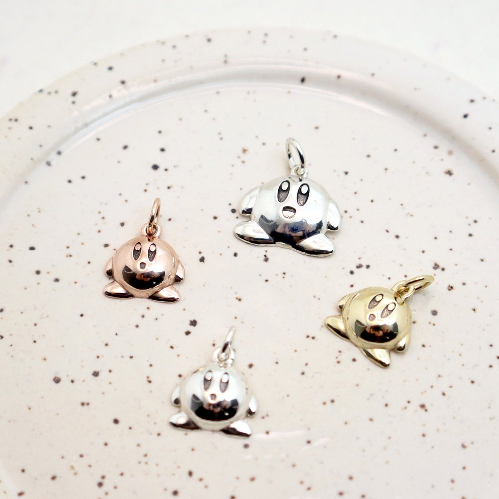 Mario Odyssey Power Moon Pendant- Yellow Gold: Unleash Adventure with this  Lunar-inspired Necklace — Fandom Regalia