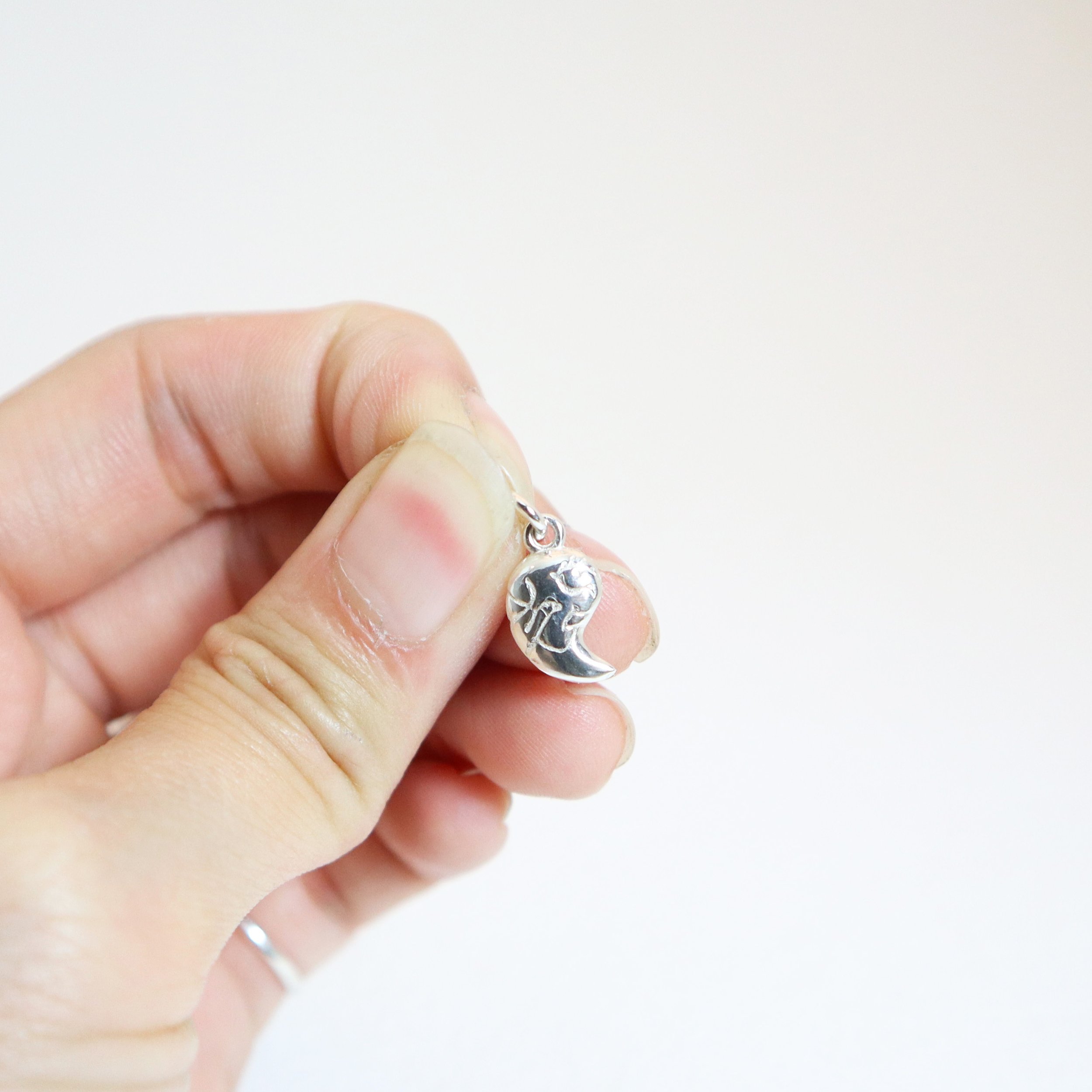 Secret Stone of Time - yellow - Hand shot .jpg