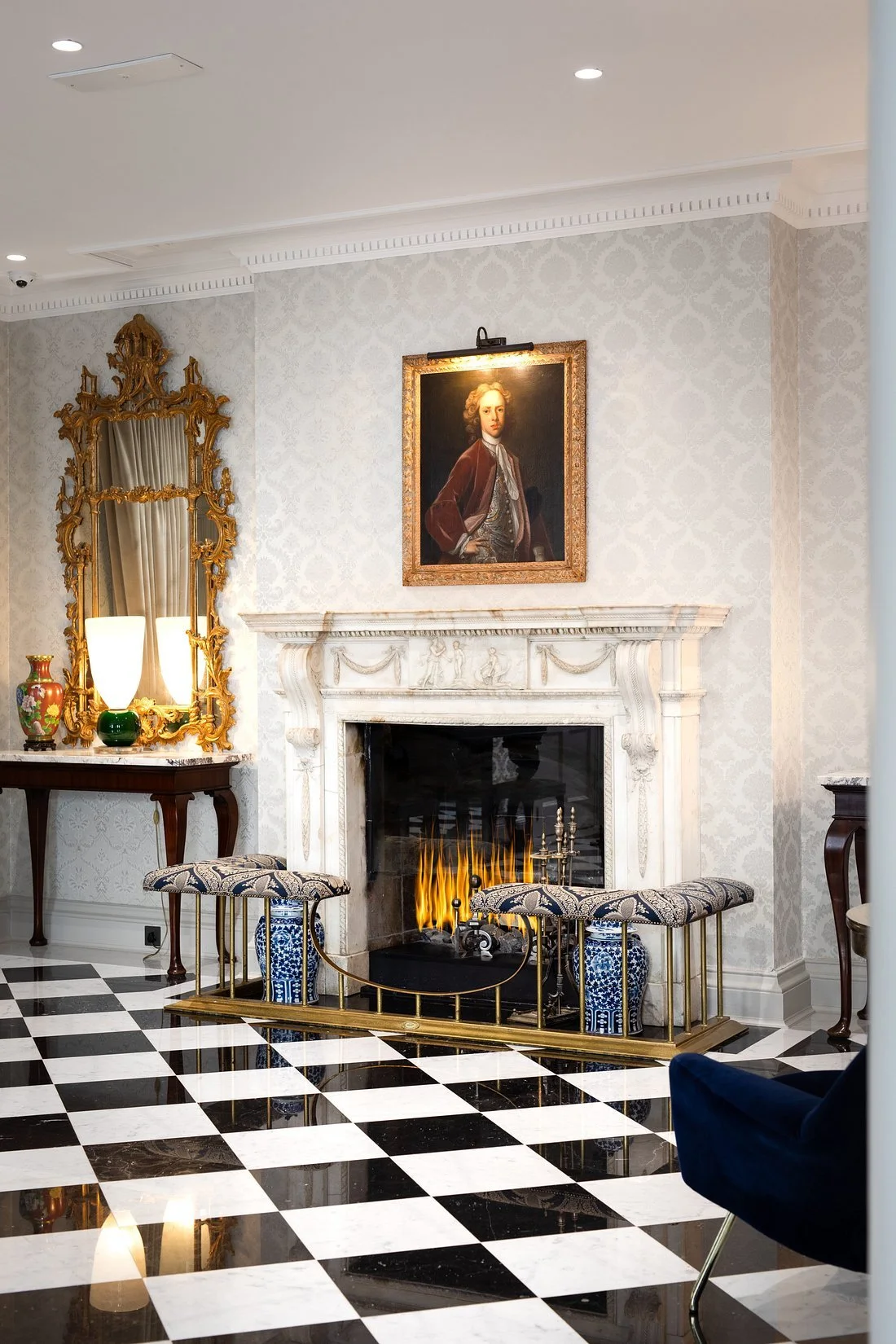 No. 30 Knightsbridge Contemporary Spaces