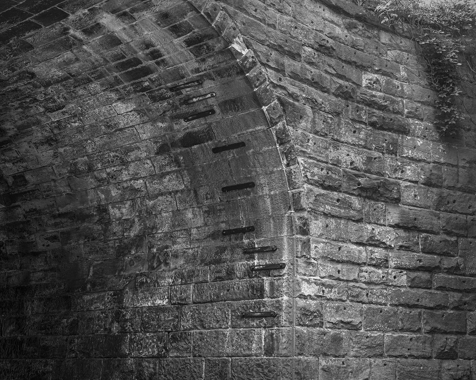 Stone Block Detail, Stone Arch at Howard, Ohio