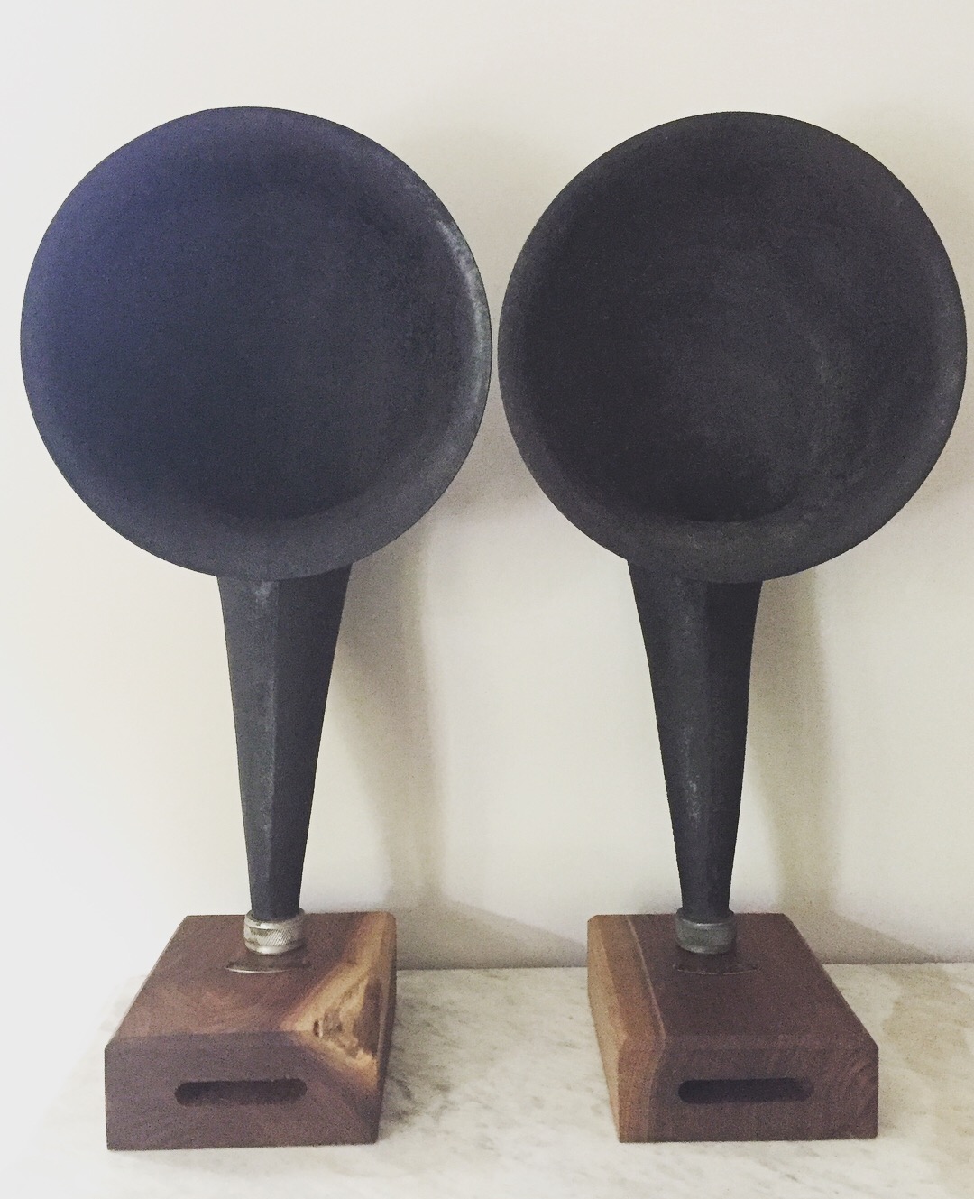 Sirens #89-90: The Twins