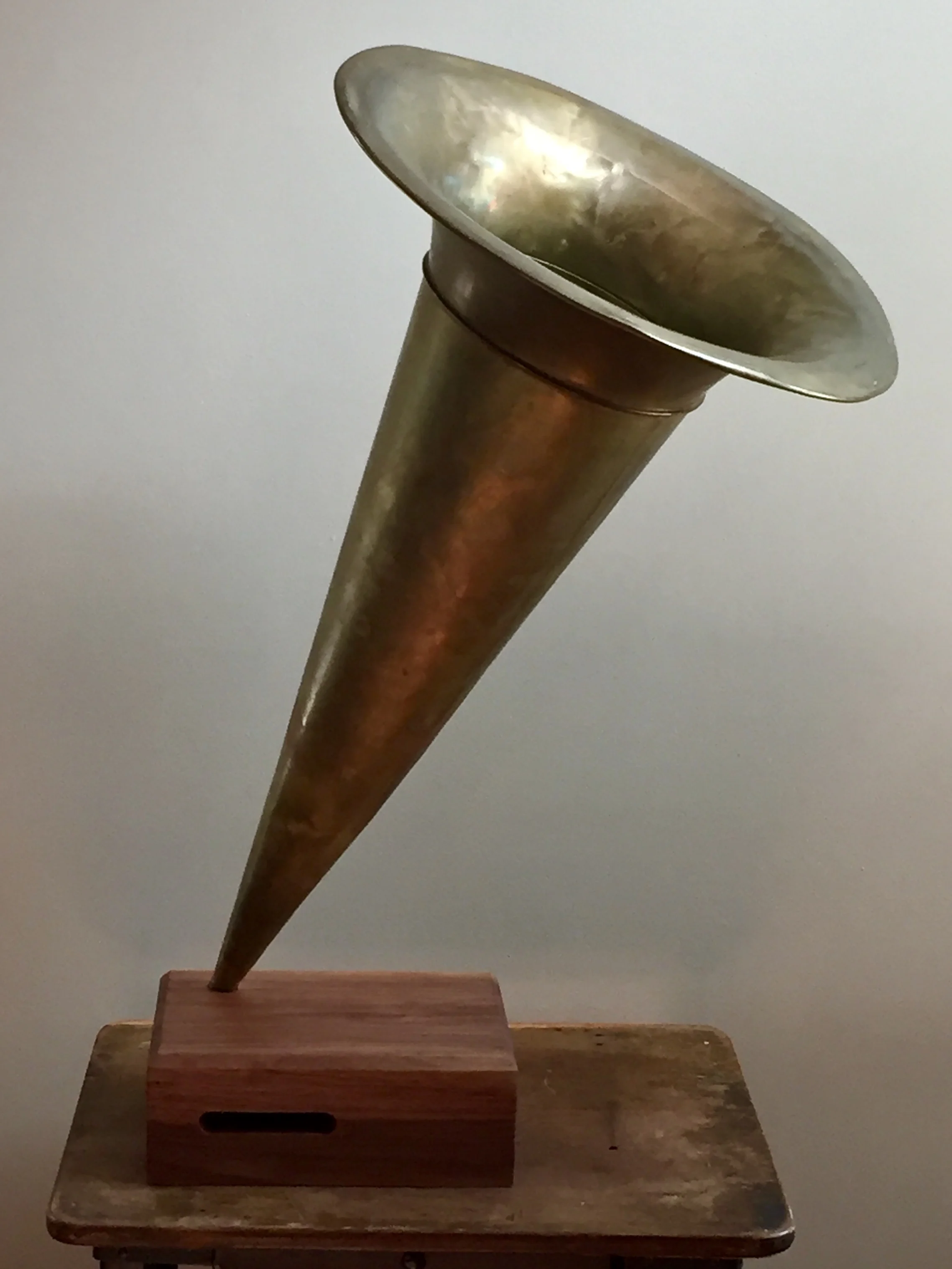 Siren #72: Walnut Witch