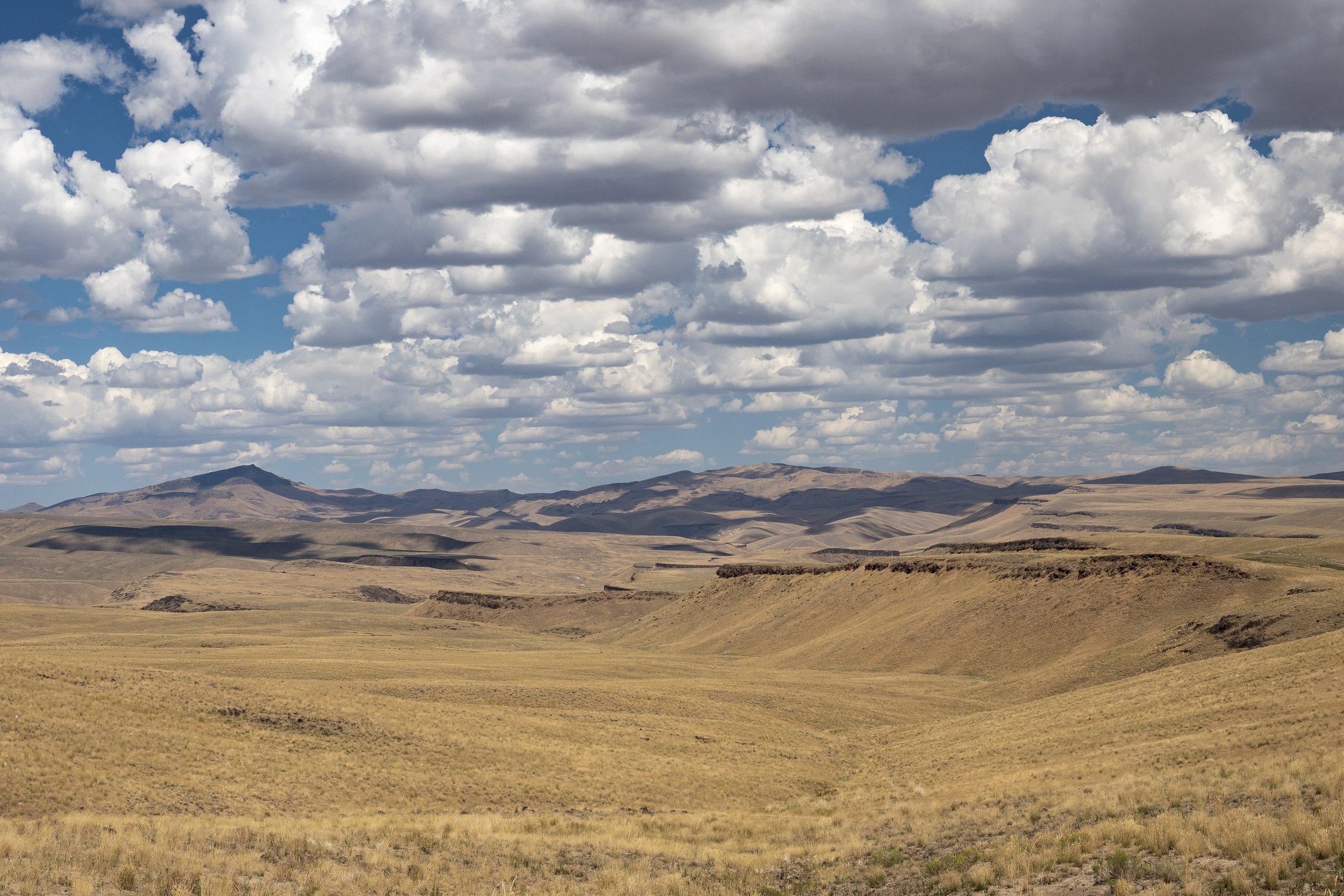 nevadaskyline.jpg