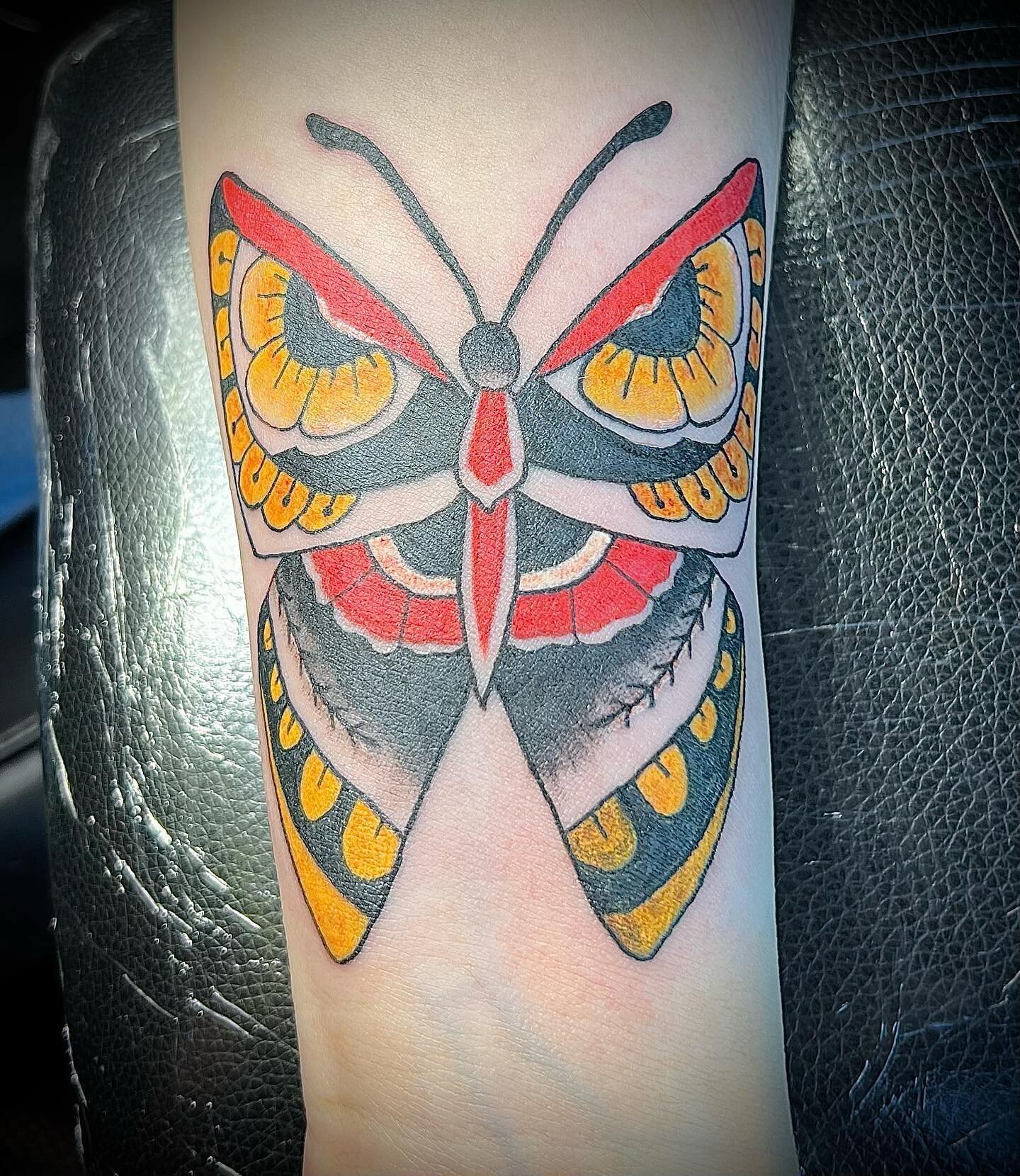 Neo trad butterfly done by @raezinnah
Got to do this awesome neo trad butterfly
#luvink #luvinkshop #luvinktattoo #luvinkpiercer #artist #ct #danburyct #danbury #danburyconnecticut #piercings #needles #tattooideas #pierced #tattooartist #shop #buy