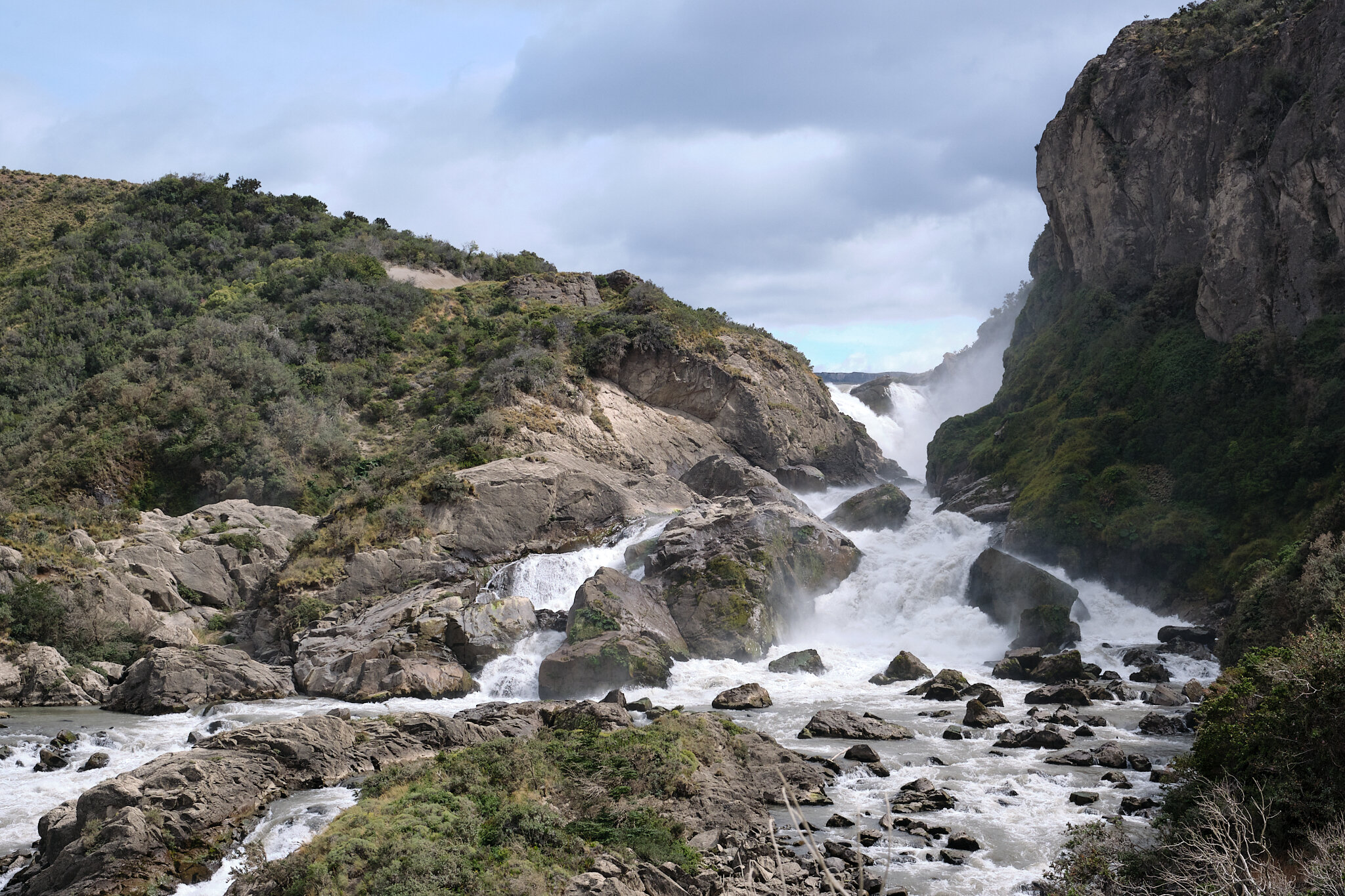 Rio Ibanez Falls