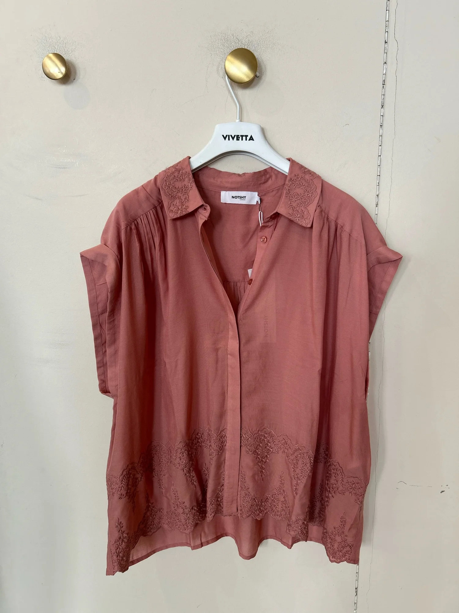 Shop — Véronique Boutique