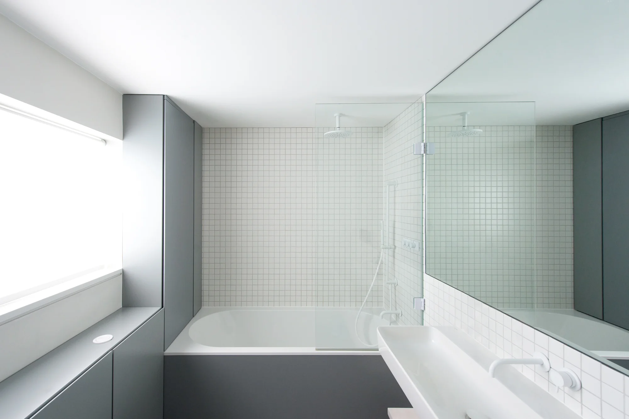 05_SODA_STRIPE HOUSE_AFTER_bathroom.jpg