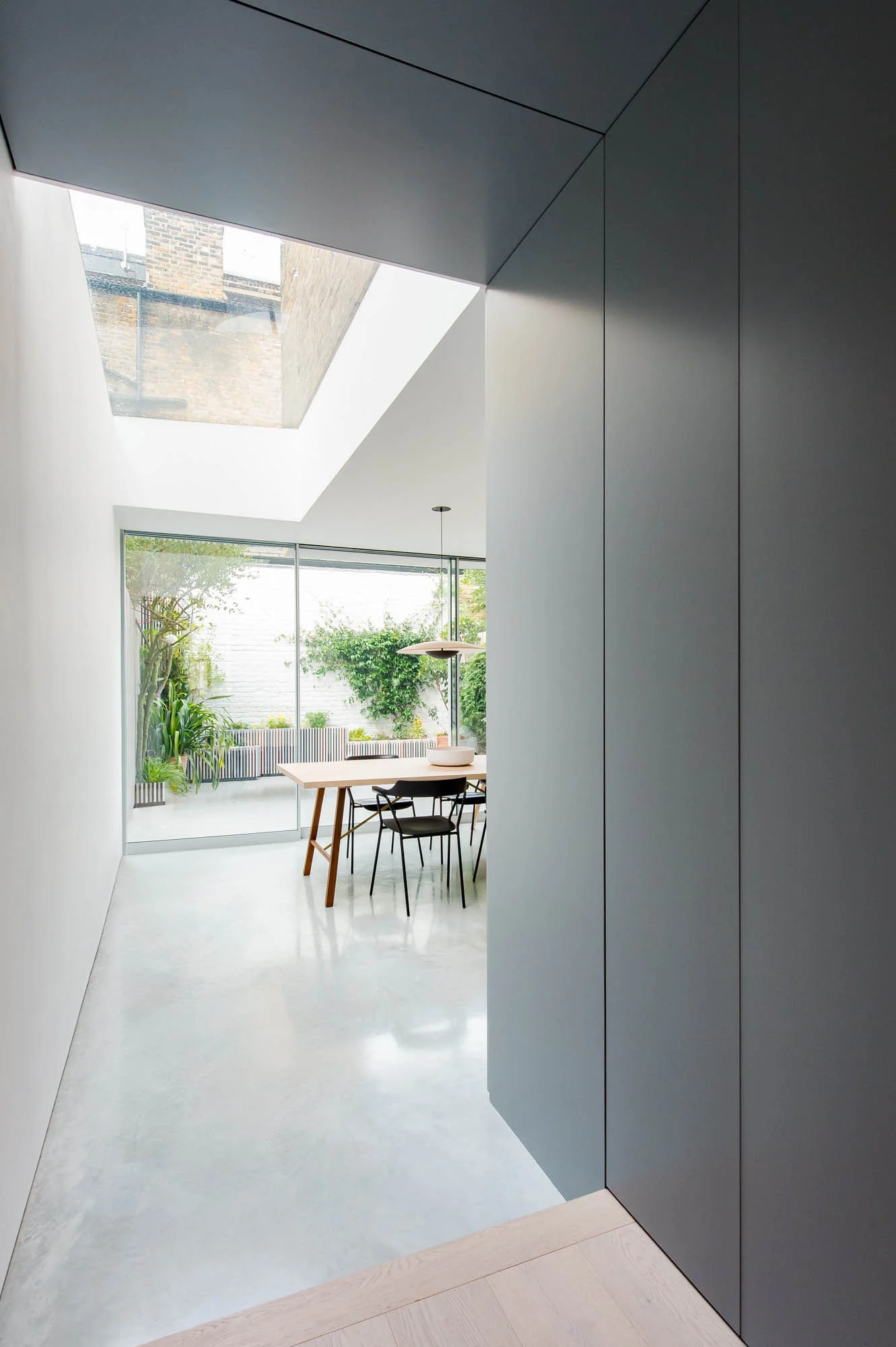 02_SODA_STRIPE HOUSE_AFTER_side extension and skylight.jpg