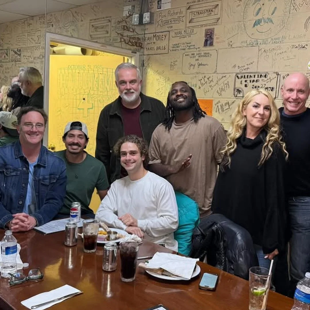 LA back to the Bay dump - 1 &amp; 2: Comedy &amp; Magic club is always great with a fun lineup. 3.  Gotta do a diner meet up w @chadopitz 4. Love me some Chatterbox 5. With a surprise after show drink with @itsrudyortiz 6 &amp; 7: Got to do The Store